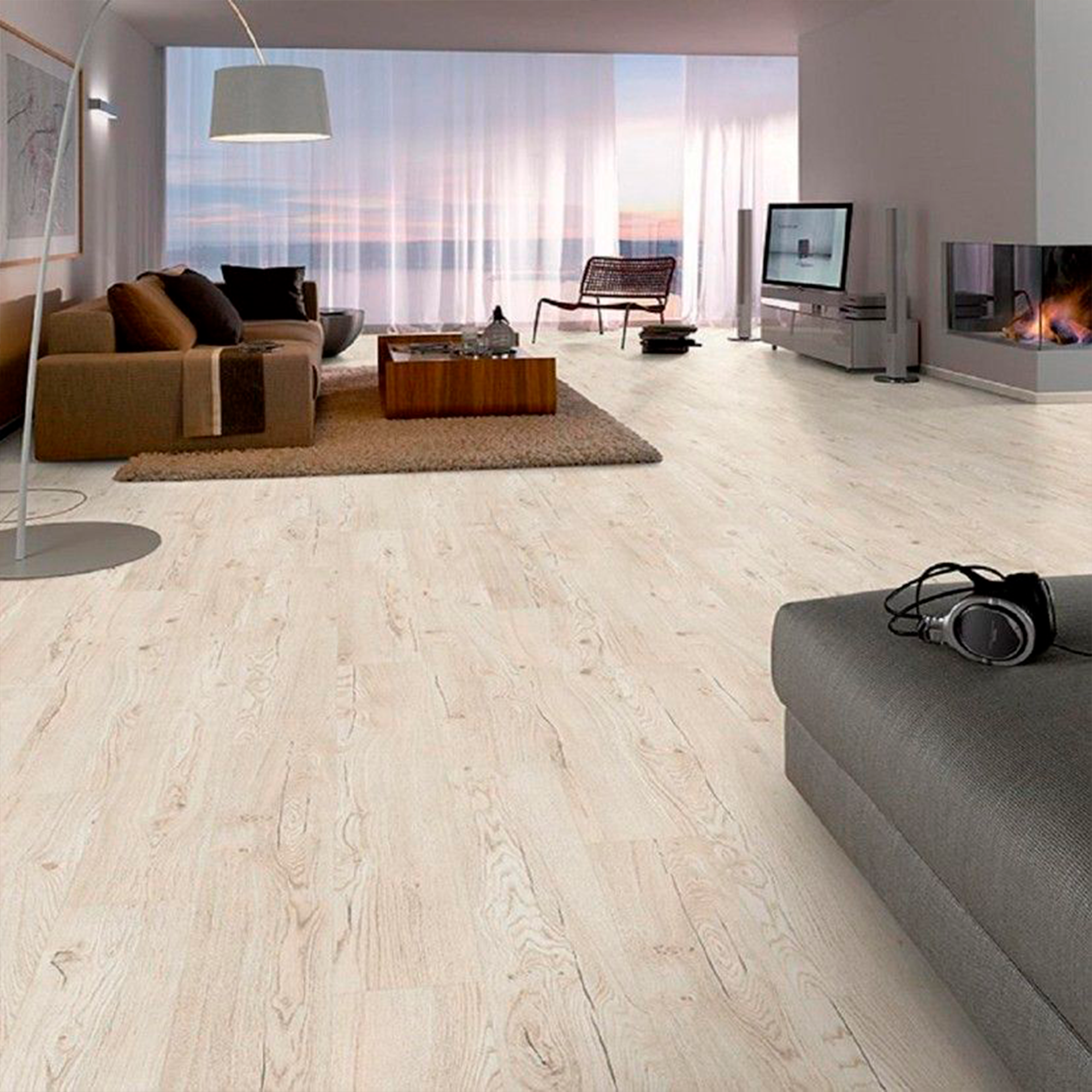 Изображение товара Ламинат EGGER Дуб Ольхон белый 33 класс 12 мм с фаской 1.496 м²