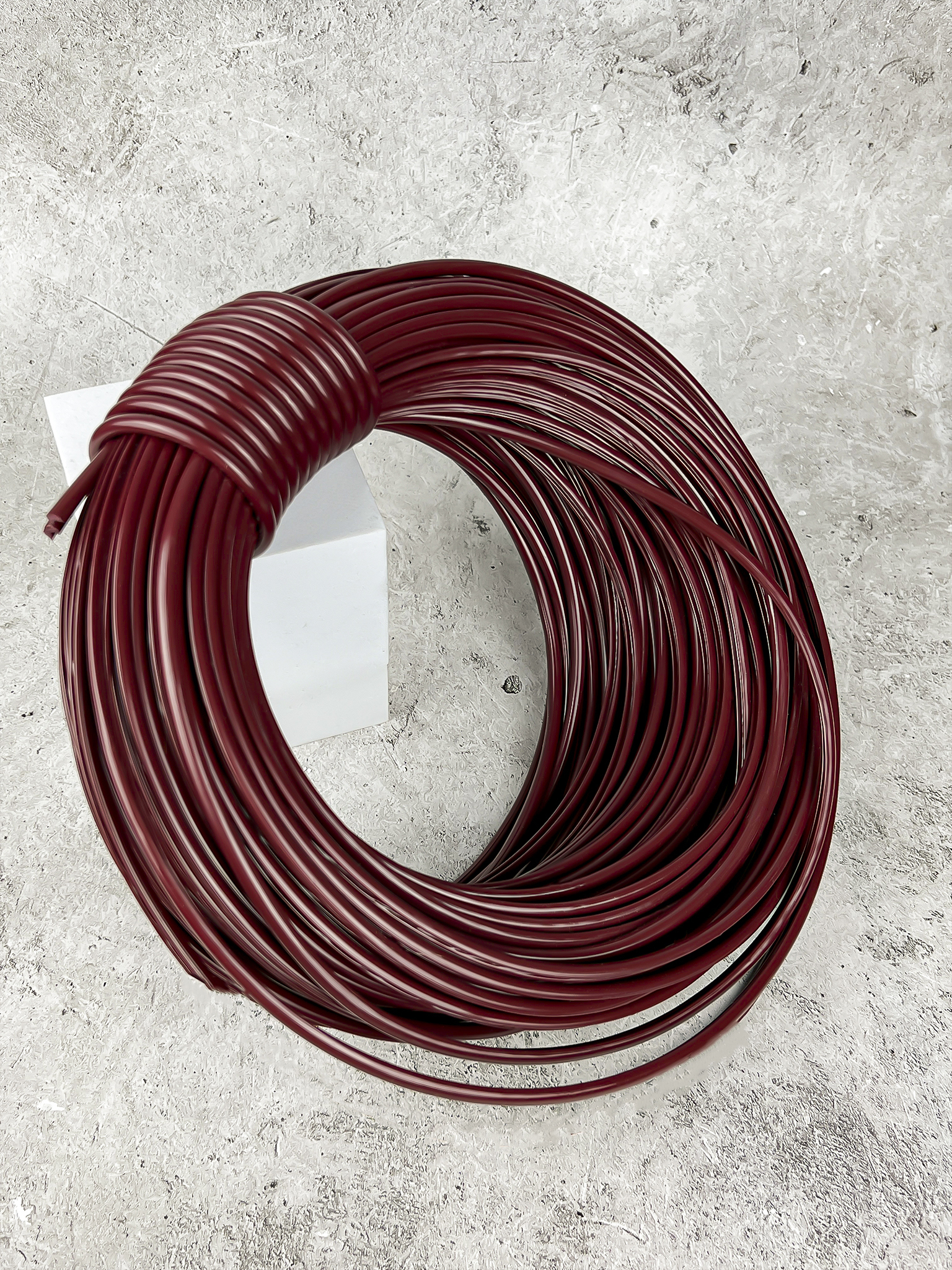 Изображение товара Ротанг для плетения полутрубка 6 мм 1кг бордовый Изображение товара Ротанг для плетения полутрубка 6 мм 1кг бордовый