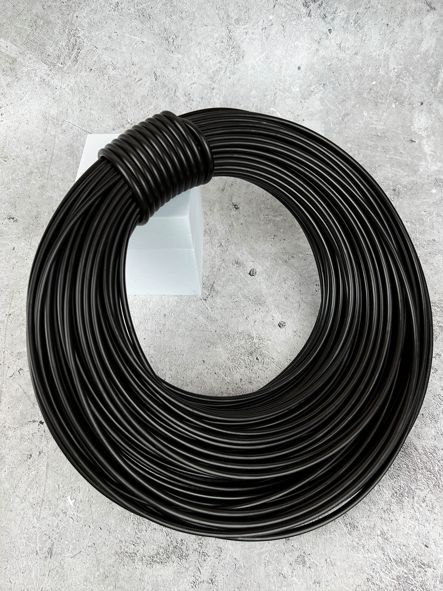 Изображение товара Ротанг для плетения полутрубка 6 мм 1кг венге искусственный материал