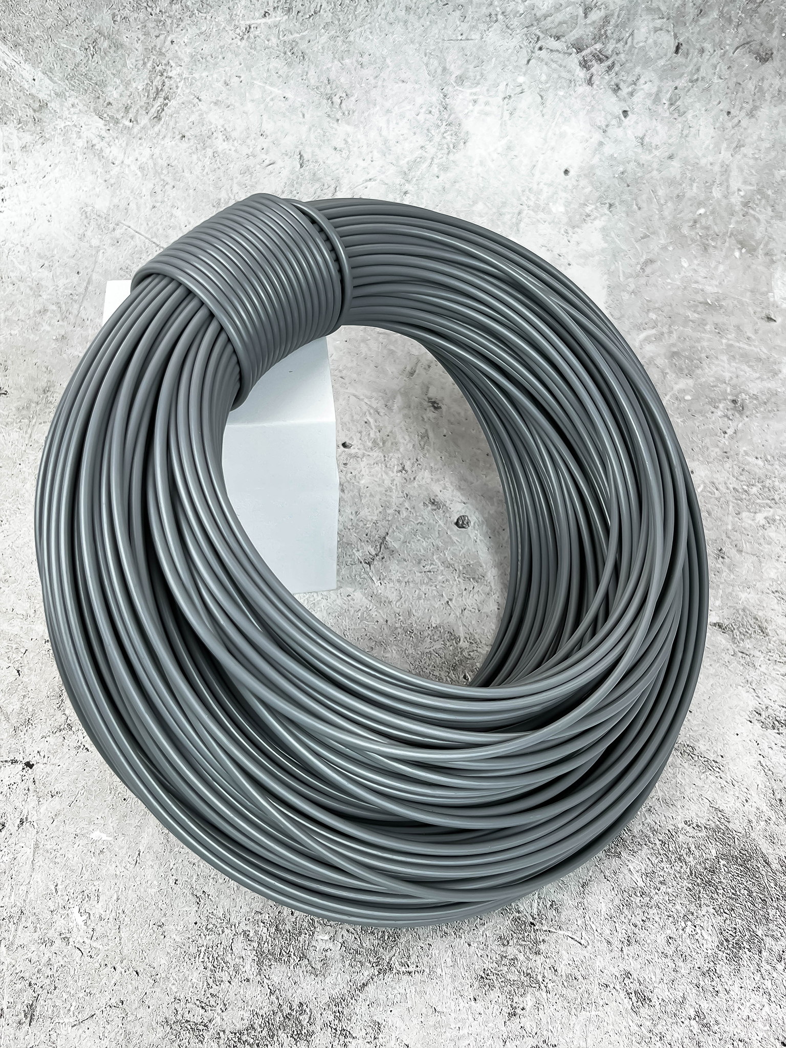 Изображение товара Ротанг для плетения трубка 4 мм серый 1 кг