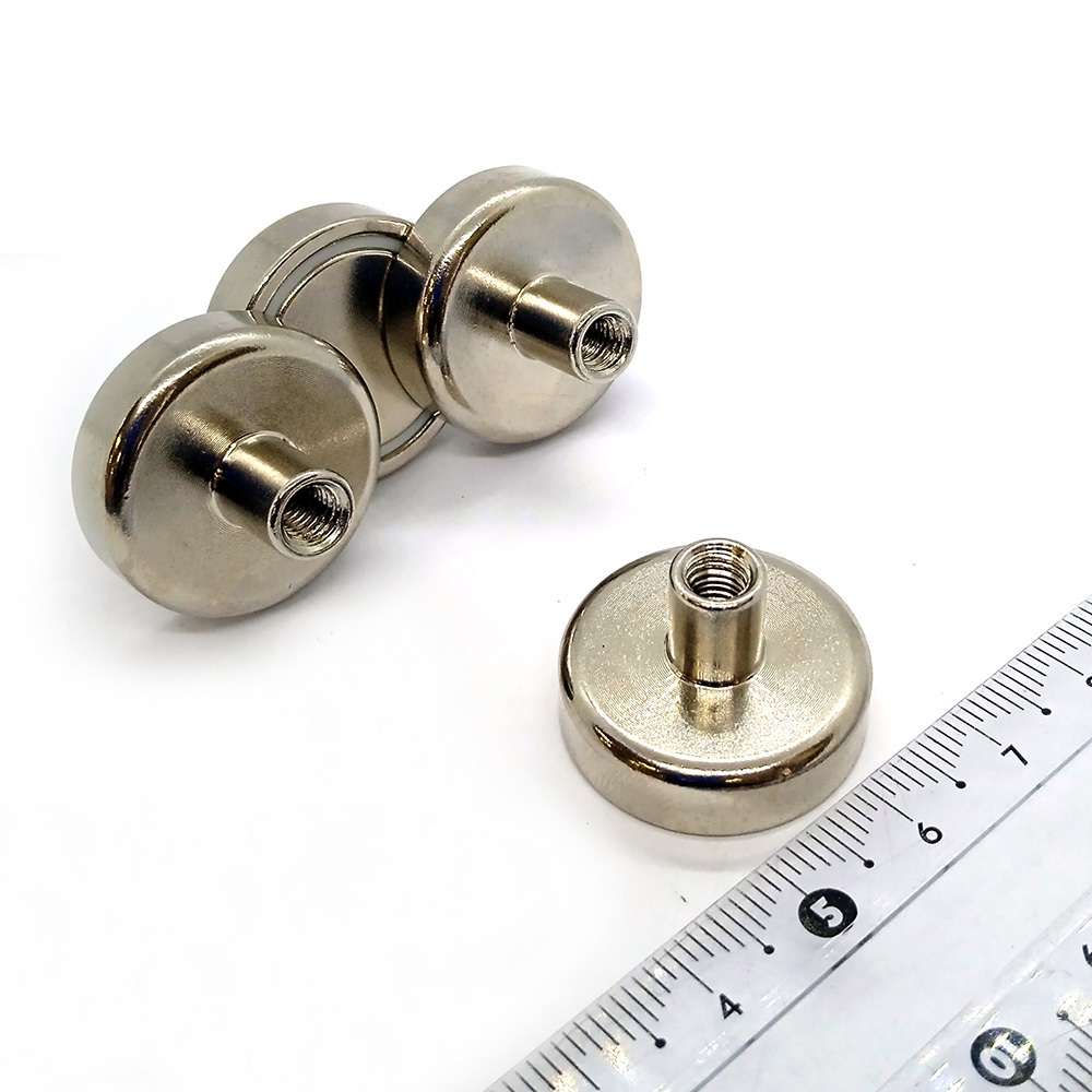 Изображение товара Магнитное крепление под болт шуруп D25 4 шт короткое описание