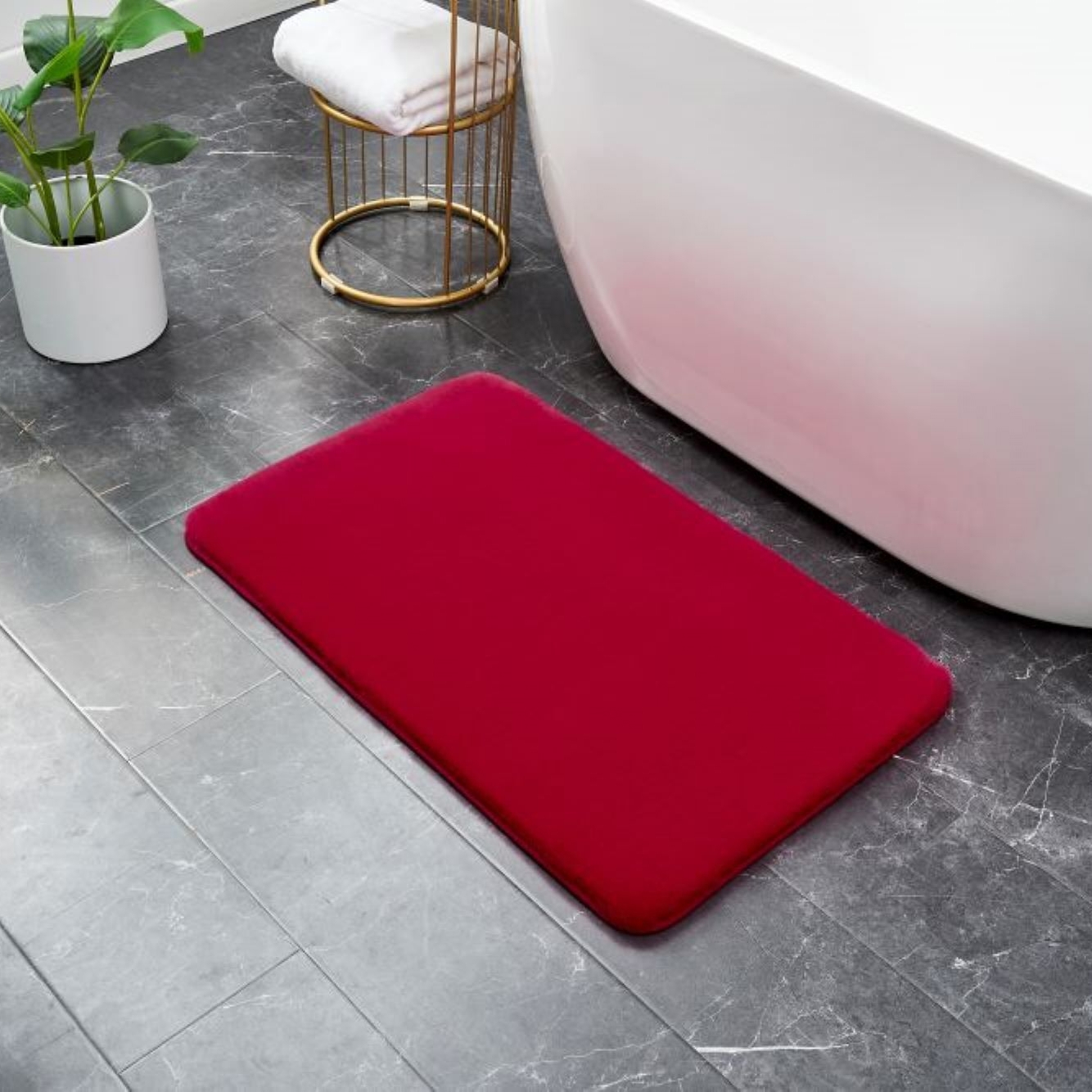 Изображение товара Прямоугольный ковер Bingo 50x80 см из полиэстера брусничного цвета для дома