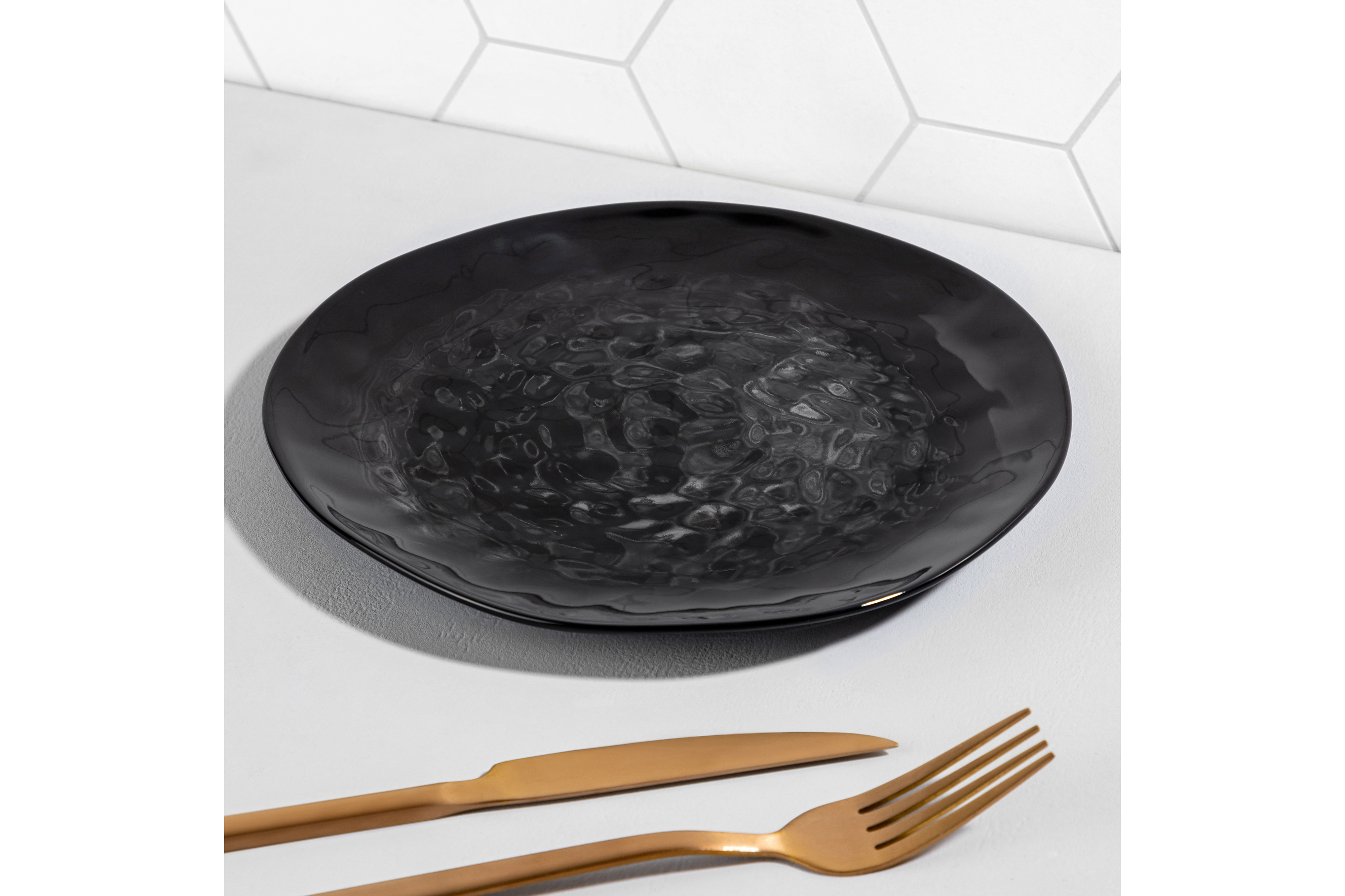 Изображение товара Сервировочная тарелка ELAN GALLERY Консонанс 21 см фарфор черная