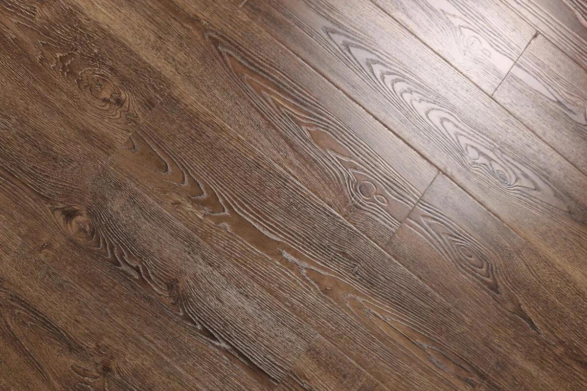 Изображение товара Ламинат Woodstyle Cottage Кэр 33 класс 8 мм с фаской 2.18 м² для дома и офиса