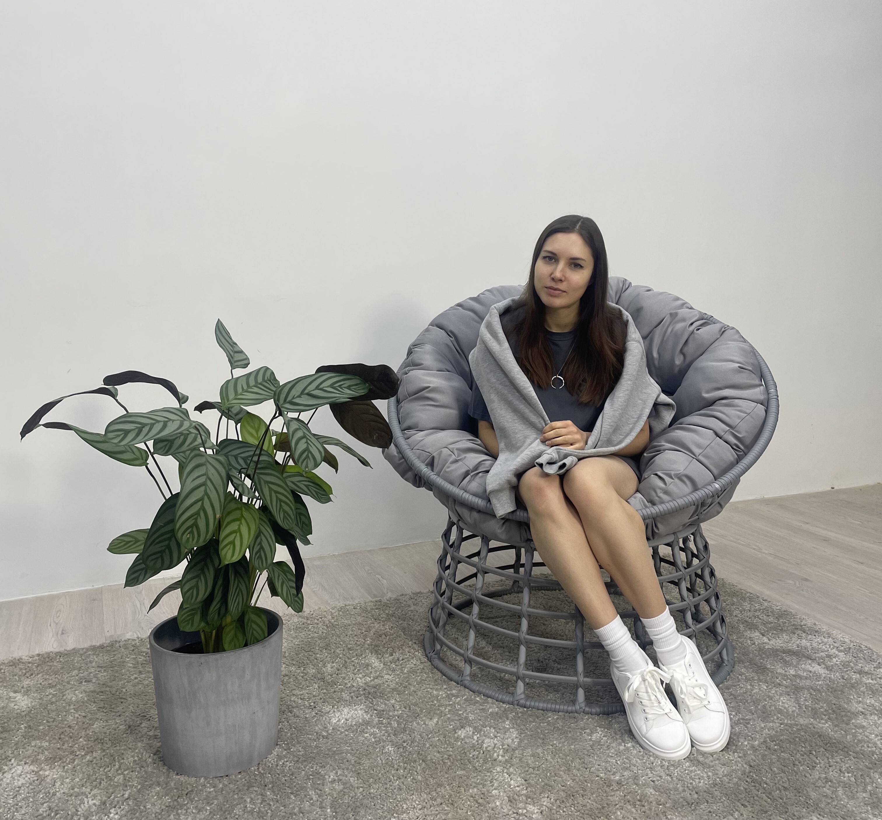 Изображение товара Кресло садовое LAURA OUTDOOR FLATA с подушкой серый/серебристый