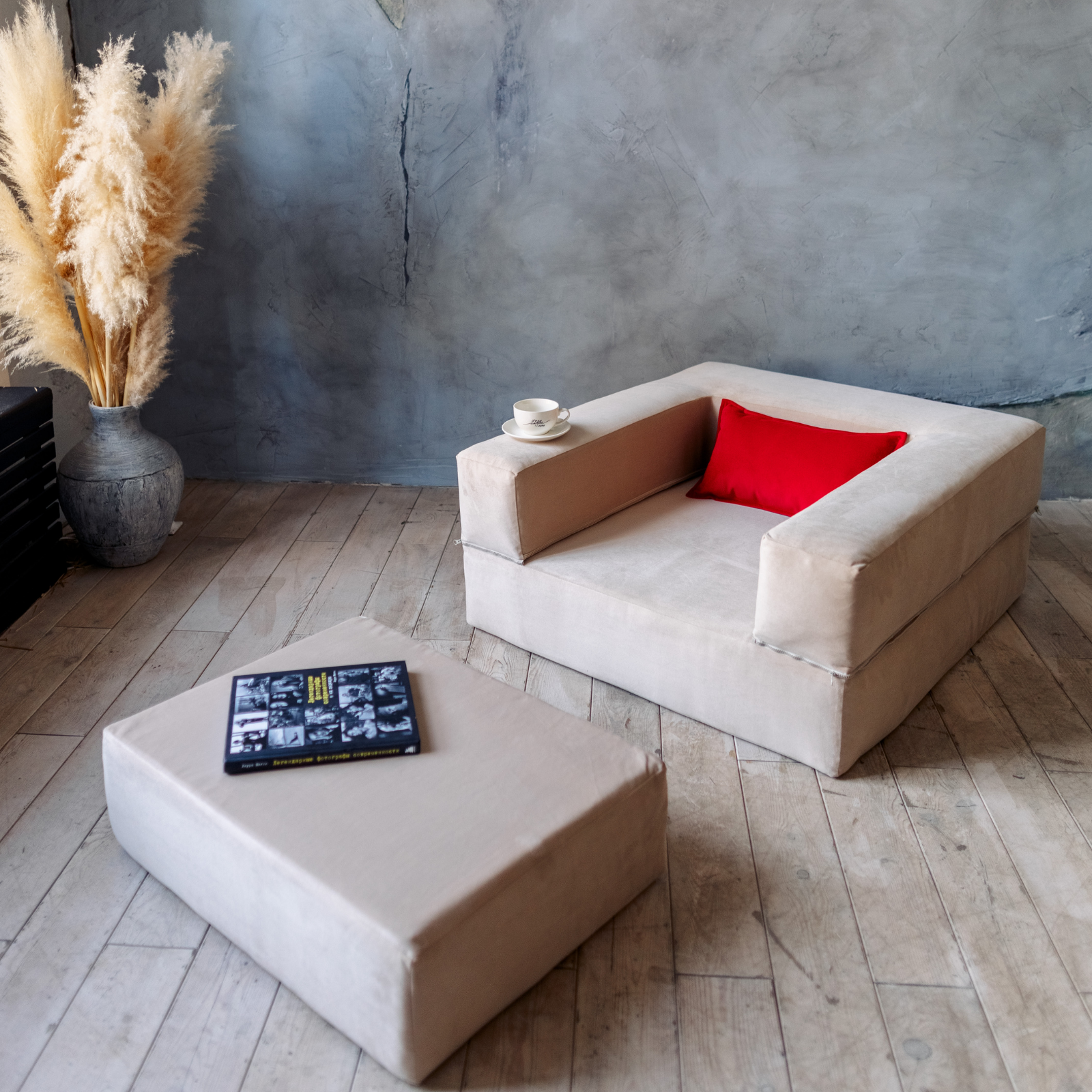 Изображение товара Кресло кровать MIELLA Ella бежевое из велюра, трансформер для дома и дачи