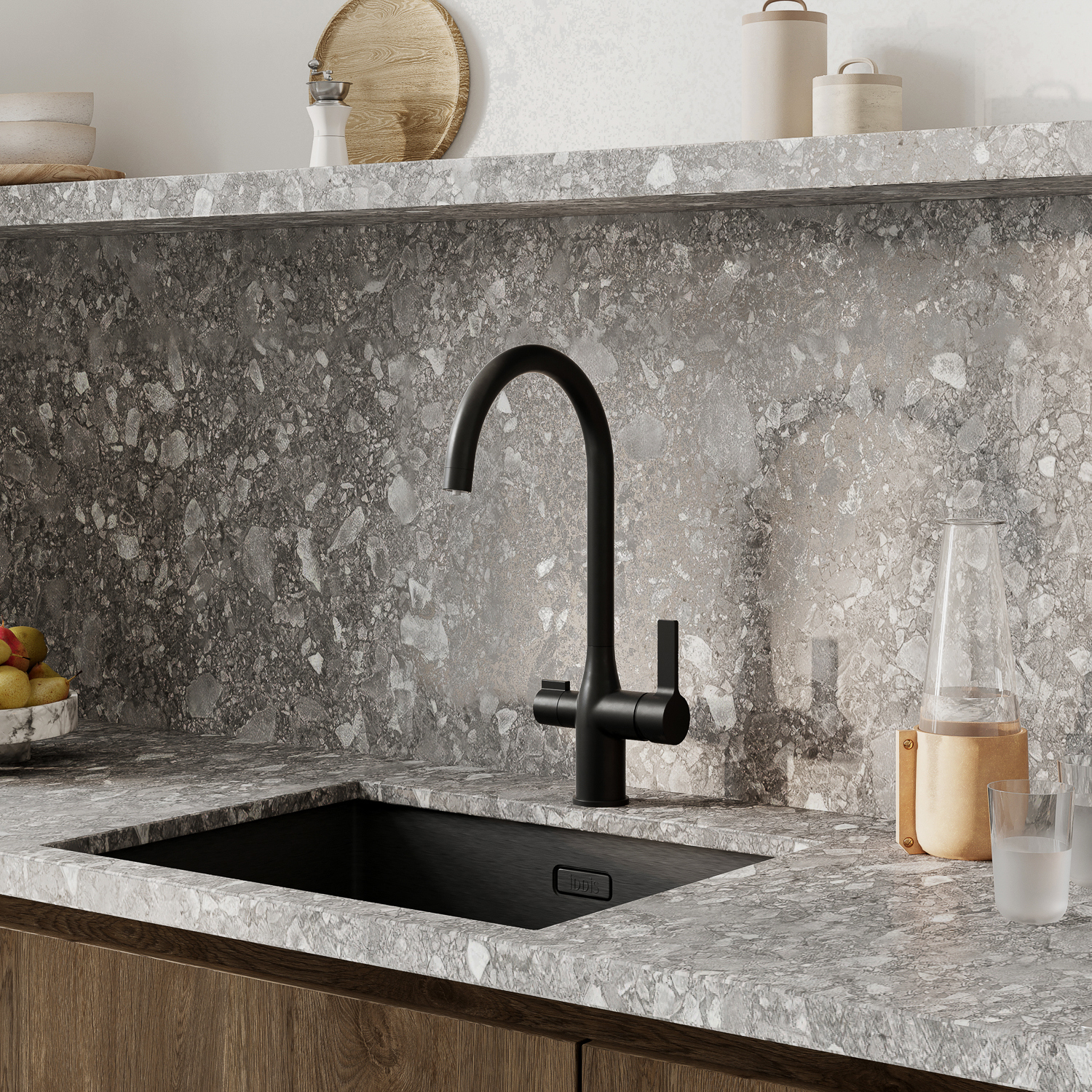 Изображение товара Черный матовый кухонный смеситель Iddis Pure с фильтром 27.7 см