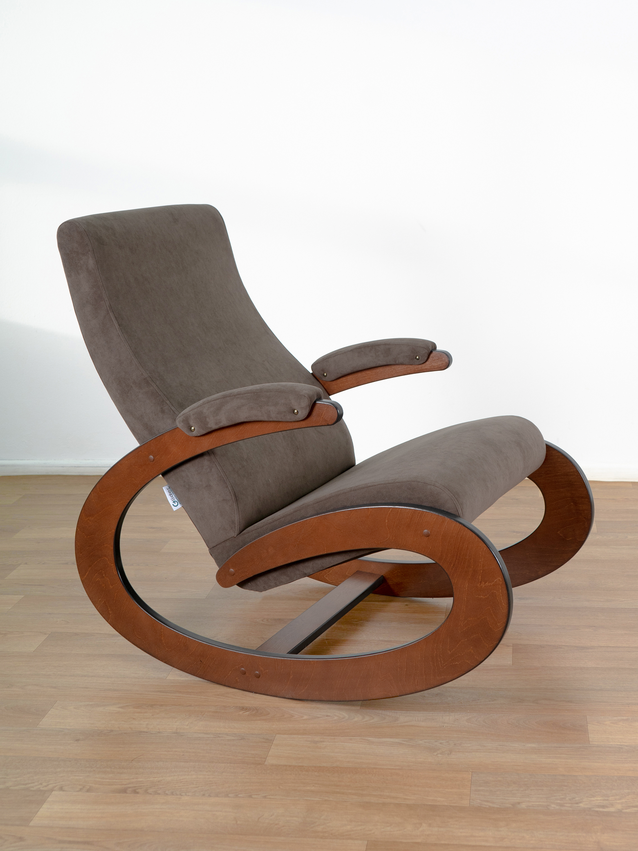 Изображение товара Кресло-качалка Glider Экси М Dakota 8 57x93x99 см велюр цвет орех антик