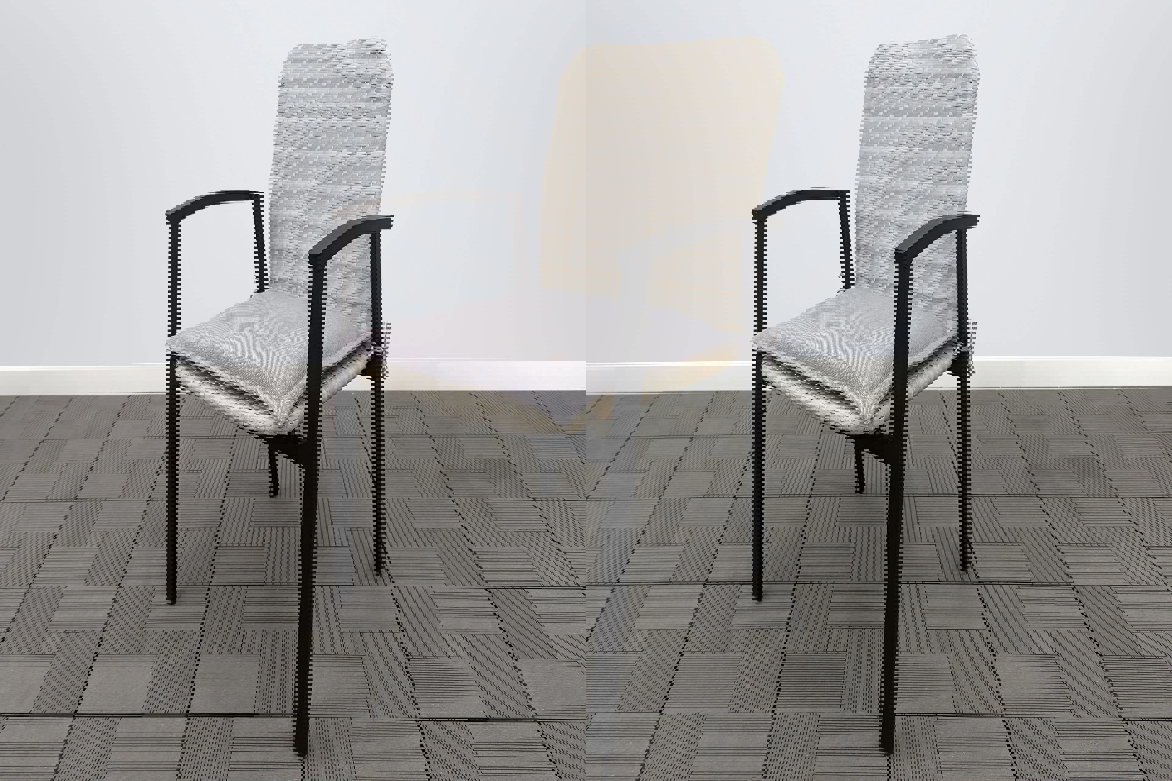 Изображение товара Кресло садовое НМ-252473 J.F.M 53 см x 51 см x 87 см ротанг серый/серебристый