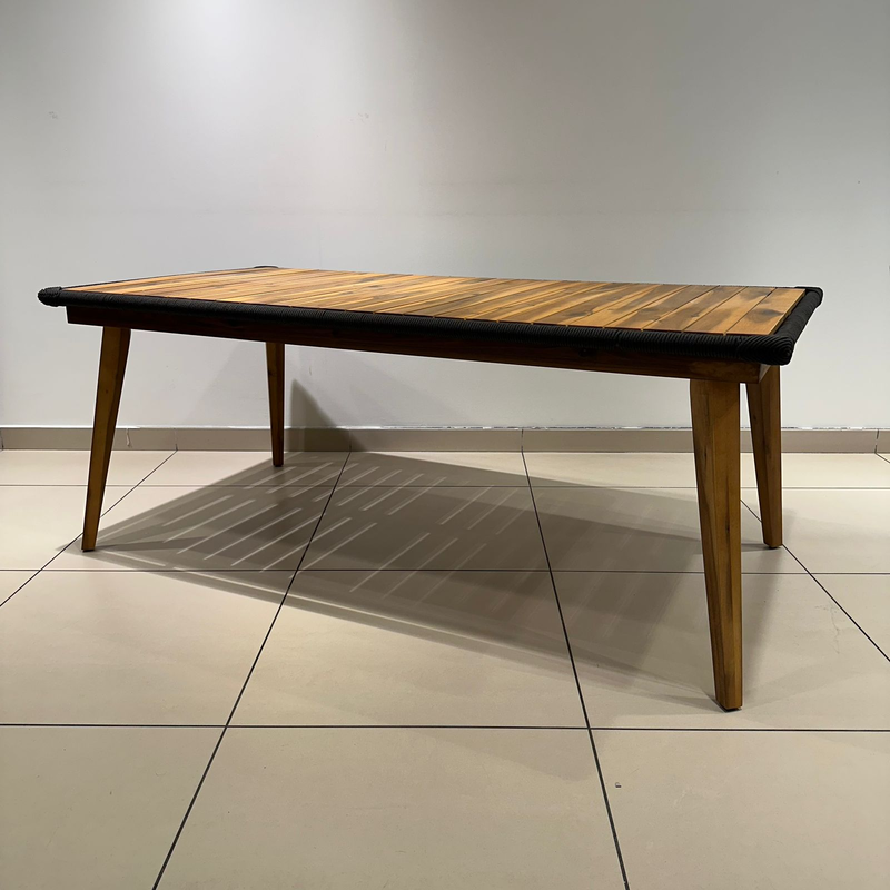 Изображение товара Садовый стол нераздвижной ROYAL FAMILY Chloe 160 см из акации