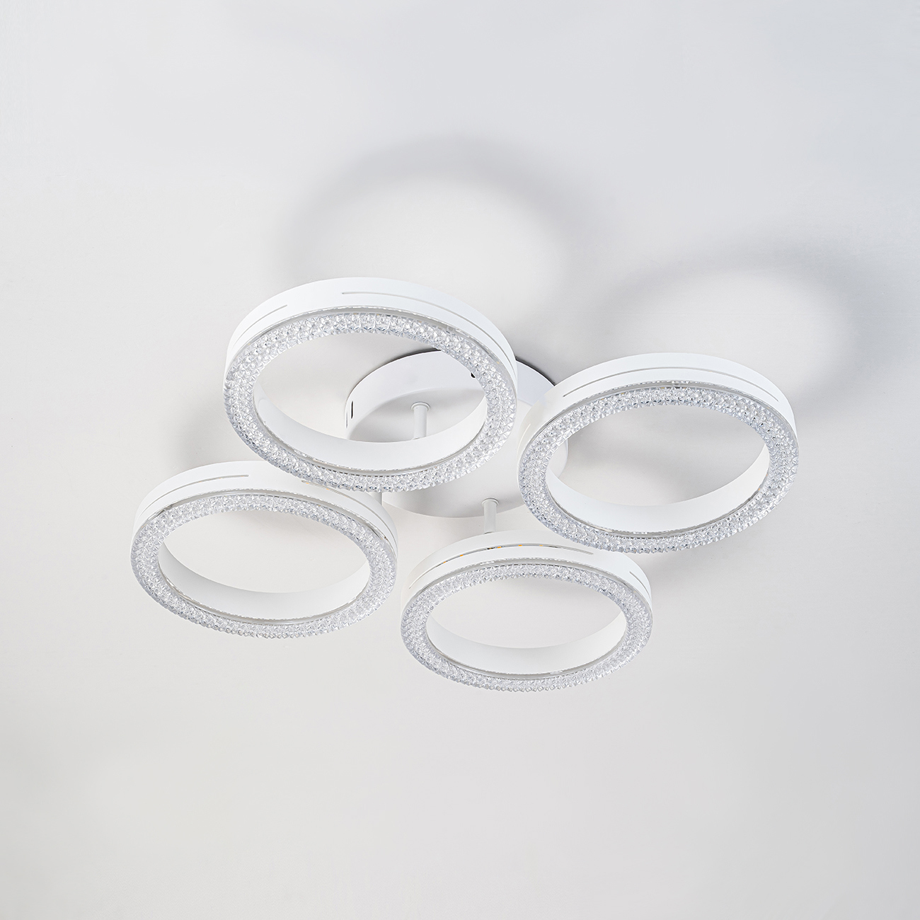 Изображение товара Люстра потолочная светодиодная Escada Fianit с пультом управления 17 м² регулируемый белый свет цвет белый