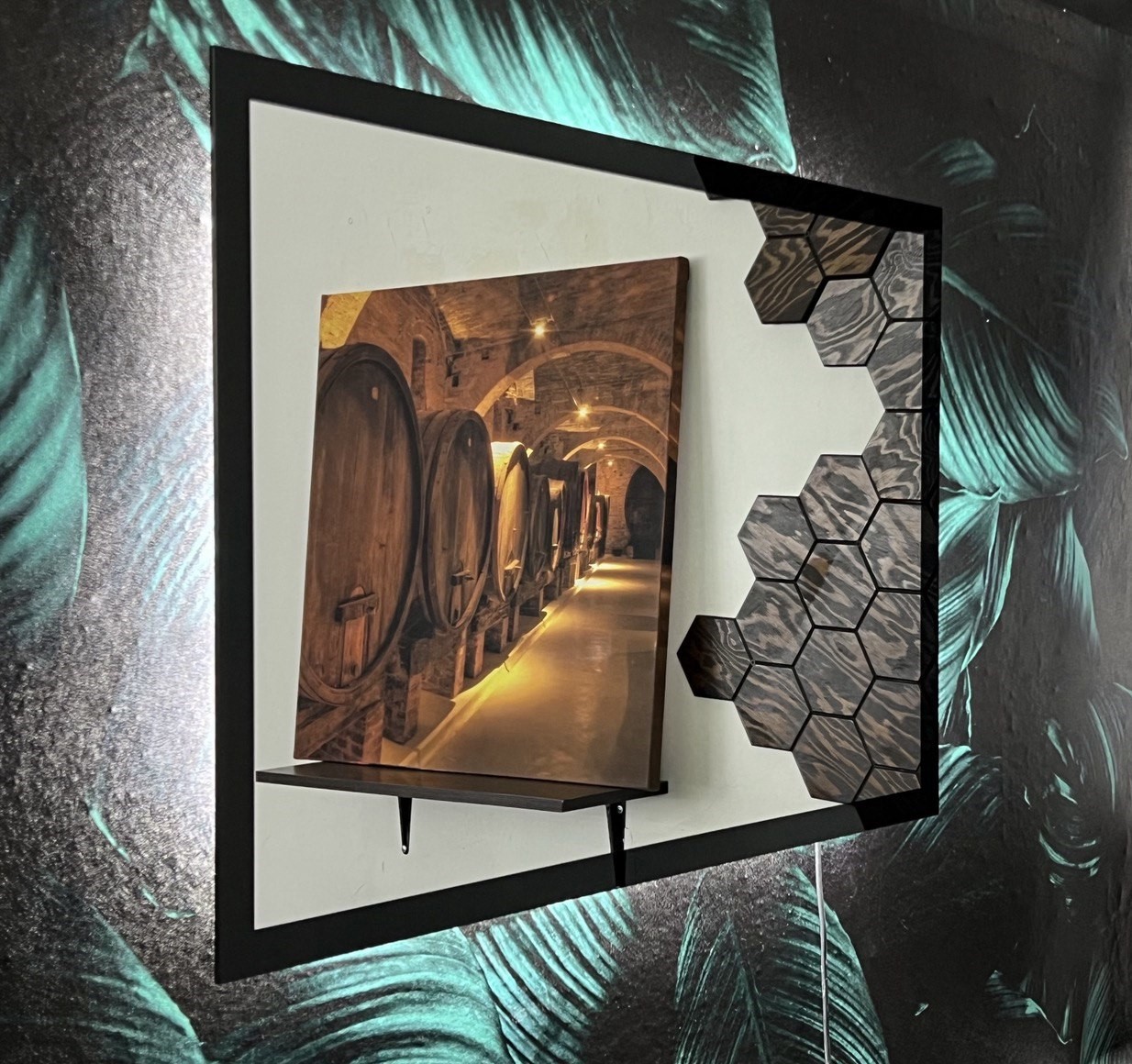 Изображение товара Зеркало для ванной Alfa mirrors Екатерина в раме 86 Ek-86AVzVd-ram черный с подсветкой 80x60см