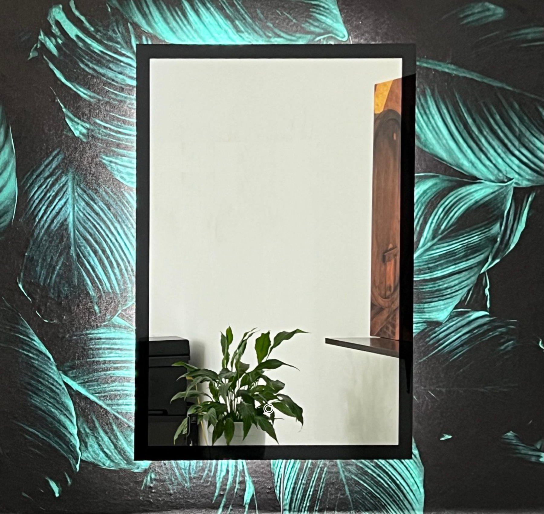 Изображение товара Зеркало для ванной Alfa mirrors Екатерина в раме 68 Ek-68Vh-ram черный с подсветкой 60x80см