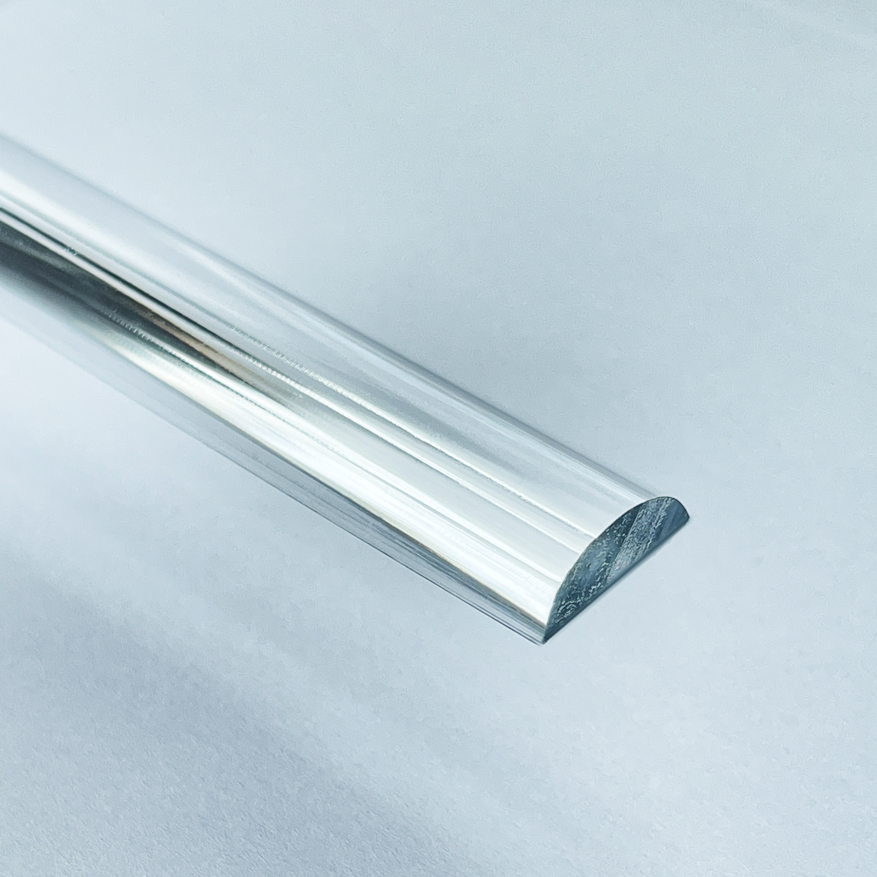 Изображение товара Порог для душевой перегородки 120x2x0.8 см прозрачный акрил