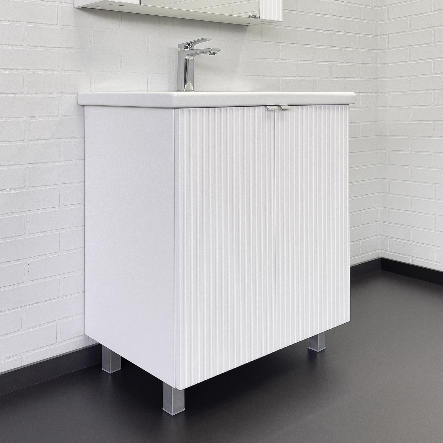 Изображение товара Тумба-умывальник Comforty Лима 70 см подвесная белая с раковиной