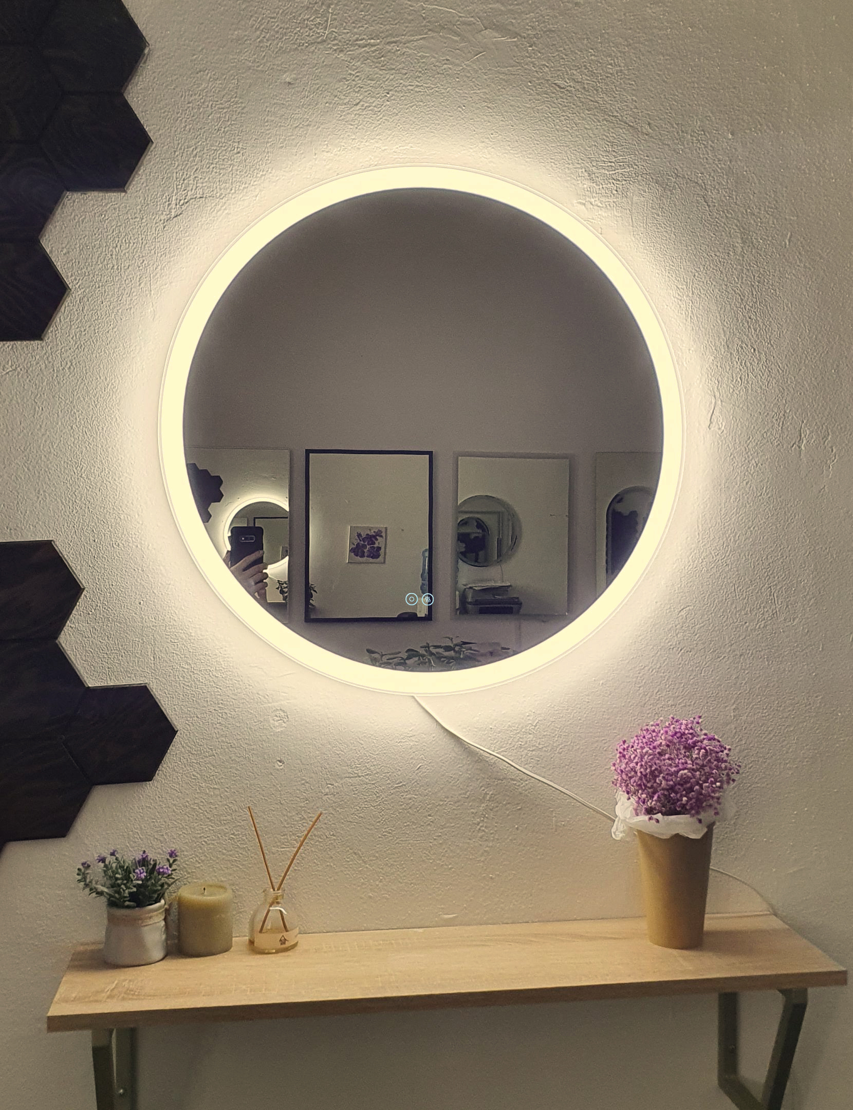 Изображение товара Зеркало с подсветкой Alfa mirrors Светлана 70 см влагостойкое в ванную