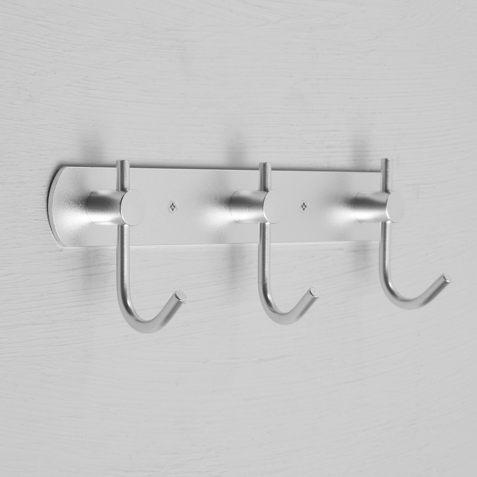 Изображение товара Вешалка Cappio 3x5x21 см матовый хром практичная и стильная