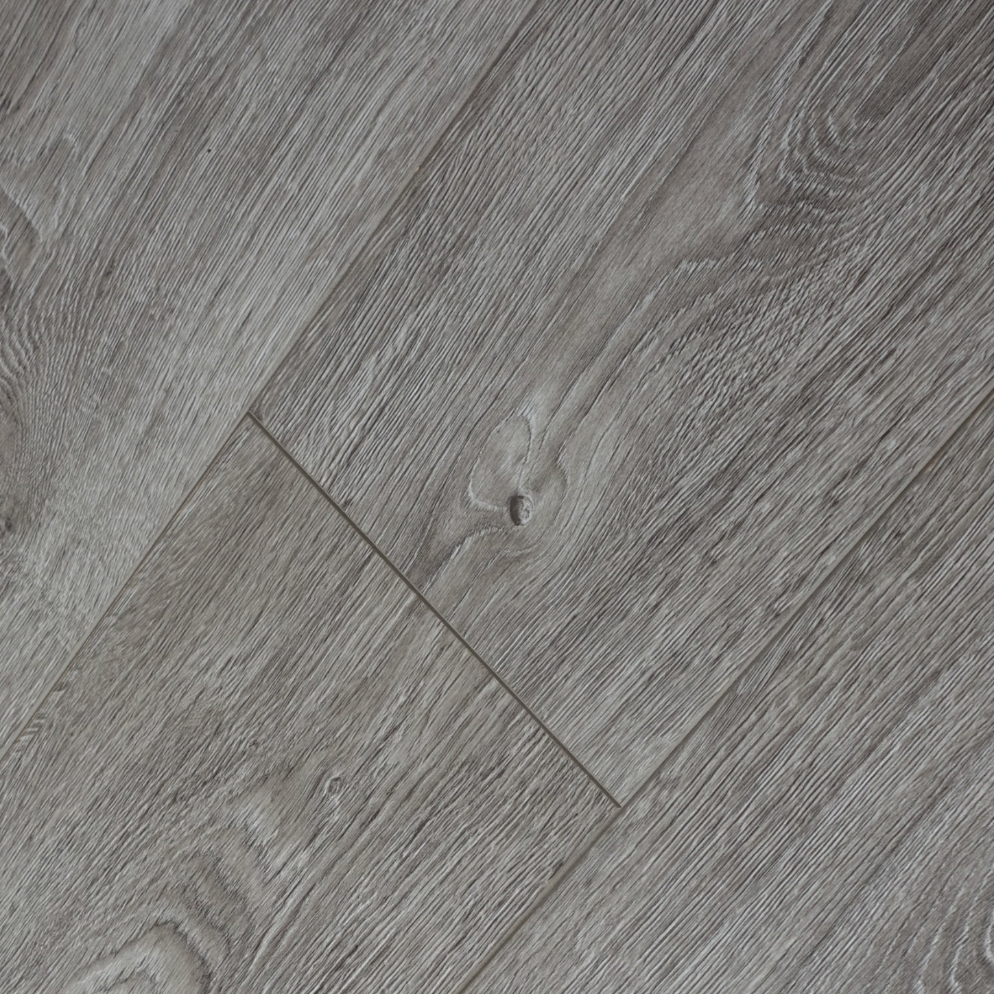 Изображение товара Ламинат Westerhof Maestro Super Step Дуб Хамонд 34 класс толщина 12 мм с фаской 1.75 м², цена за упаковку