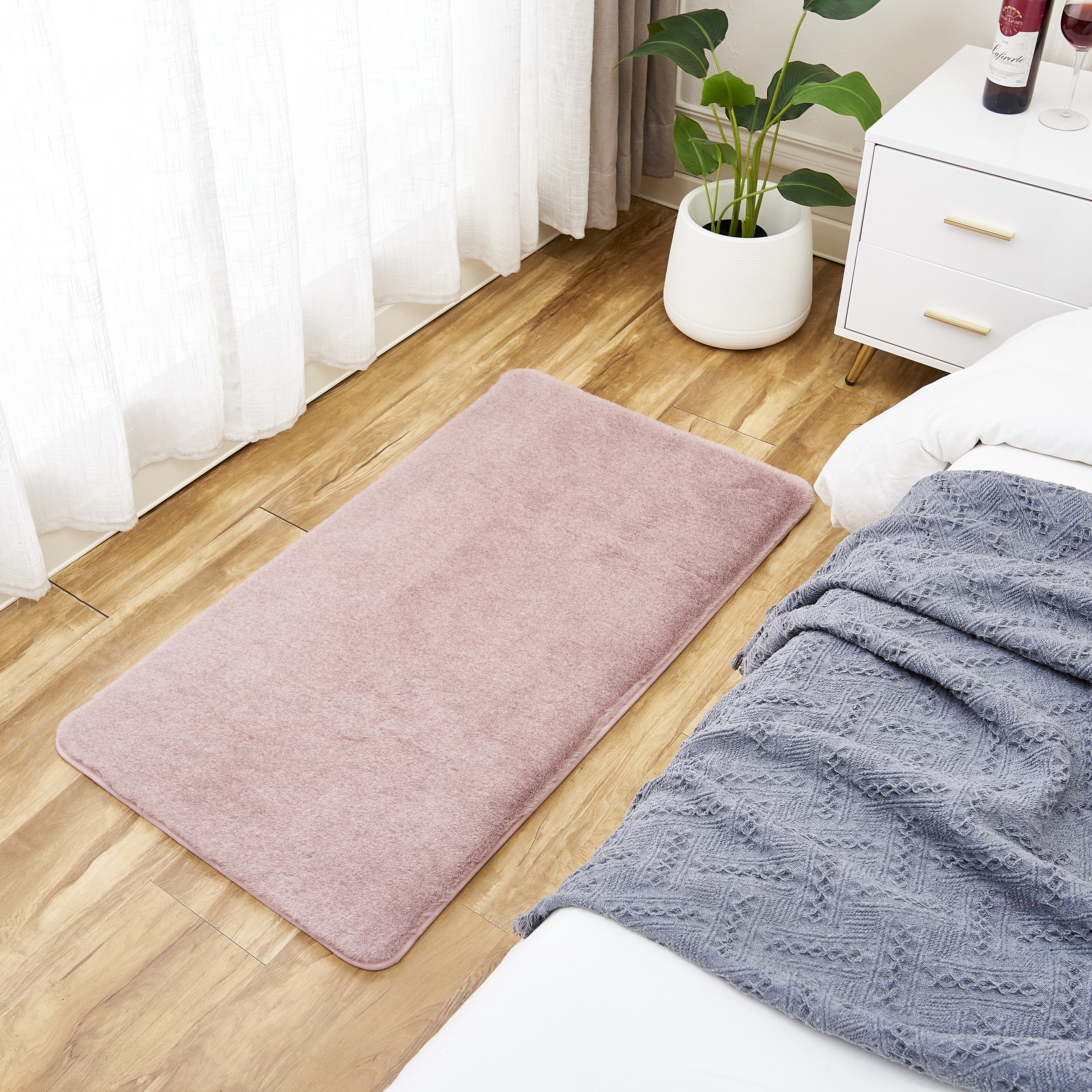 Изображение товара Ковер Bingo Mix 60x110 см розовый абстрактный полиэстер прочный и практичный