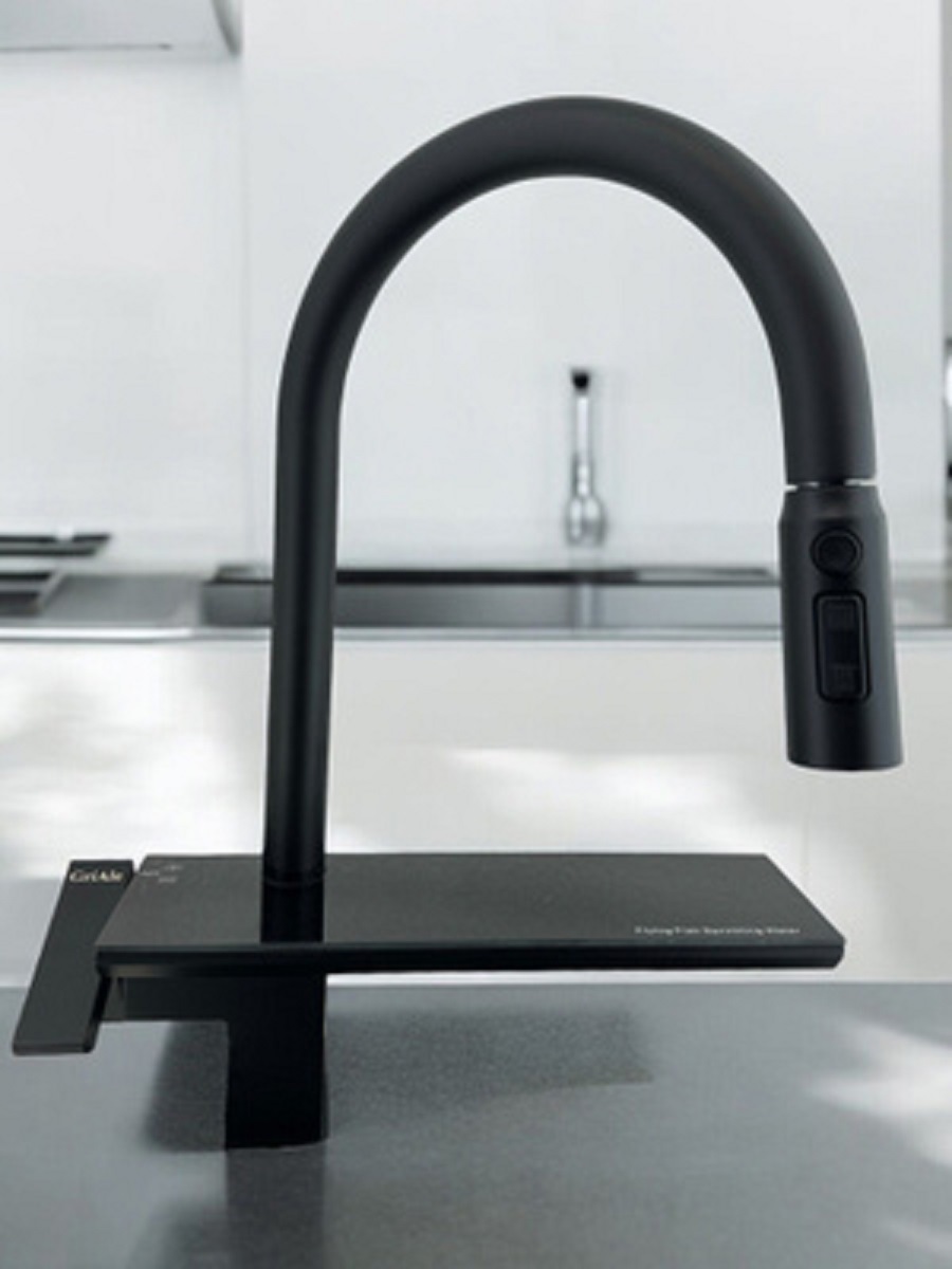 Изображение товара Смеситель для кухни GriAle G40163-8 выдвижной излив черный матовый