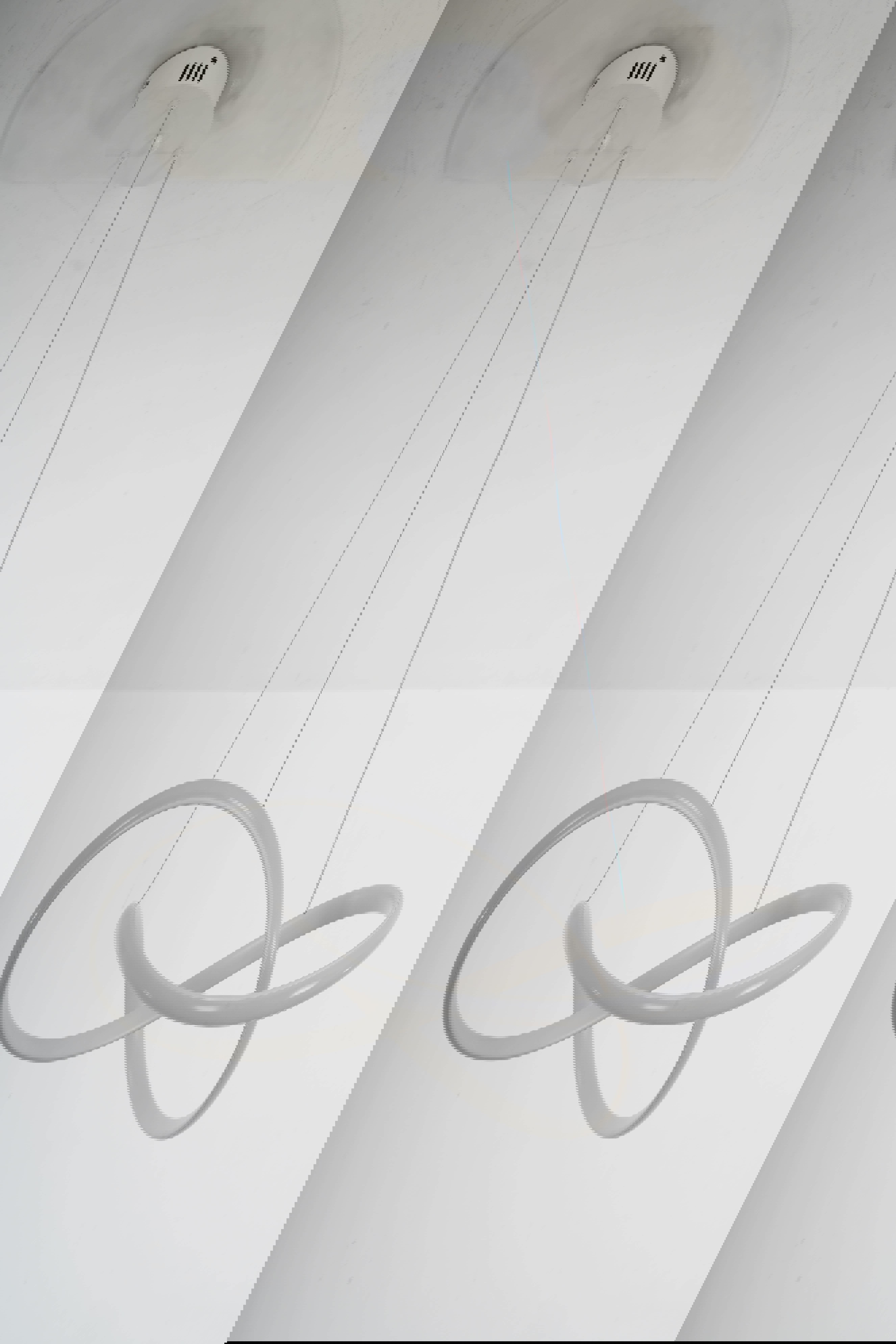 Изображение товара Люстра потолочная светодиодная Балтийский светлячок LP-10019 с пультом управления 20 м² разноцветный свет цвет черный