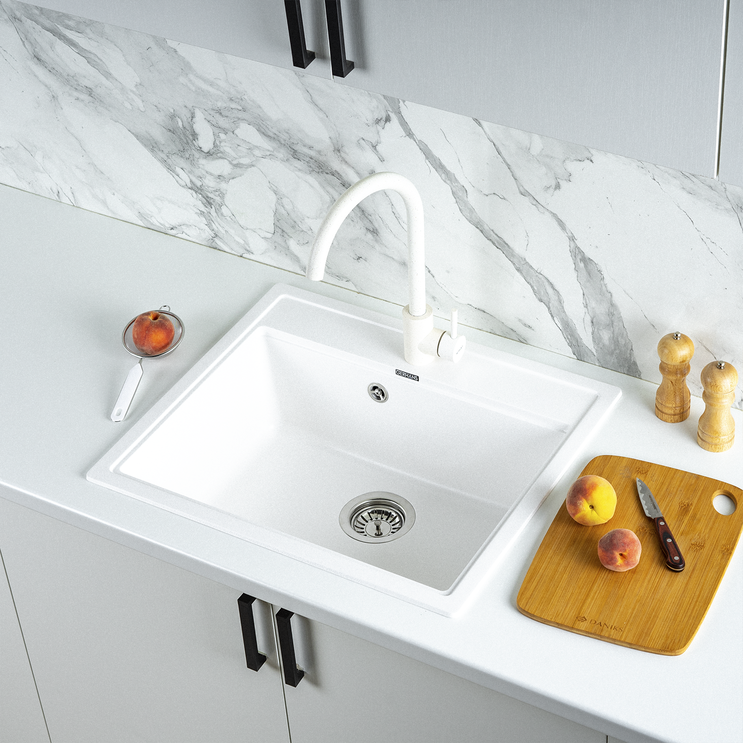 Изображение товара Мойка для кухни из искусственного камня Gerhans A12-18 белая 595х515 мм