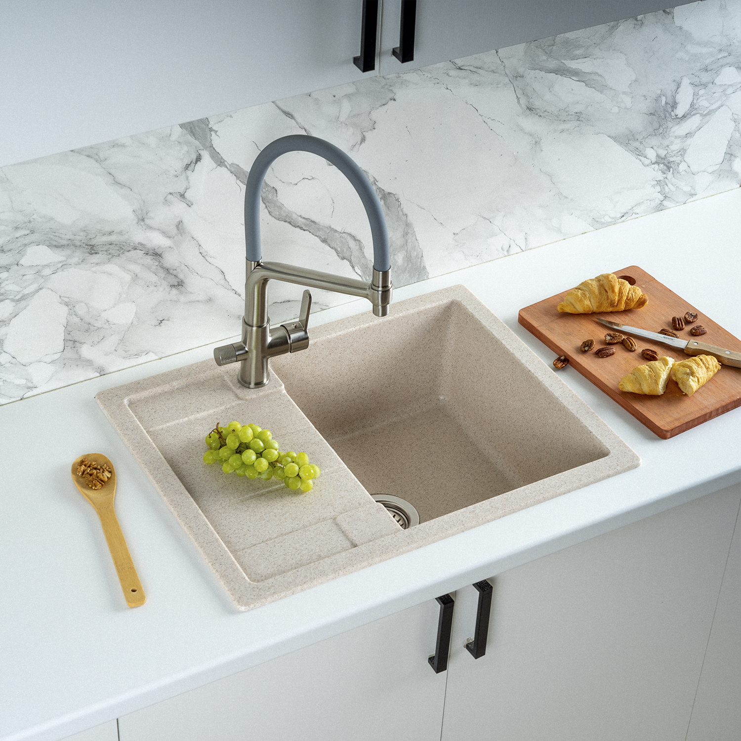 Изображение товара Мойка для кухни из искусственного камня Gerhans B22-20 бежевая 650х500мм