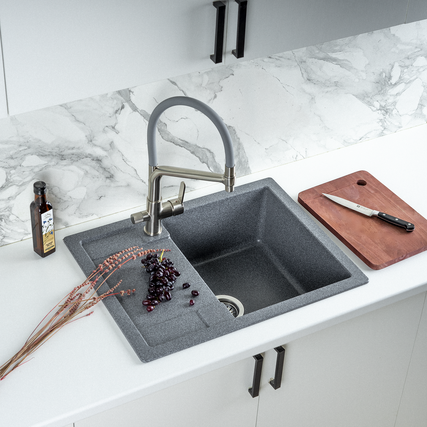 Изображение товара Мойка для кухни из искусственного камня Gerhans B22-24 графит 650х500 мм