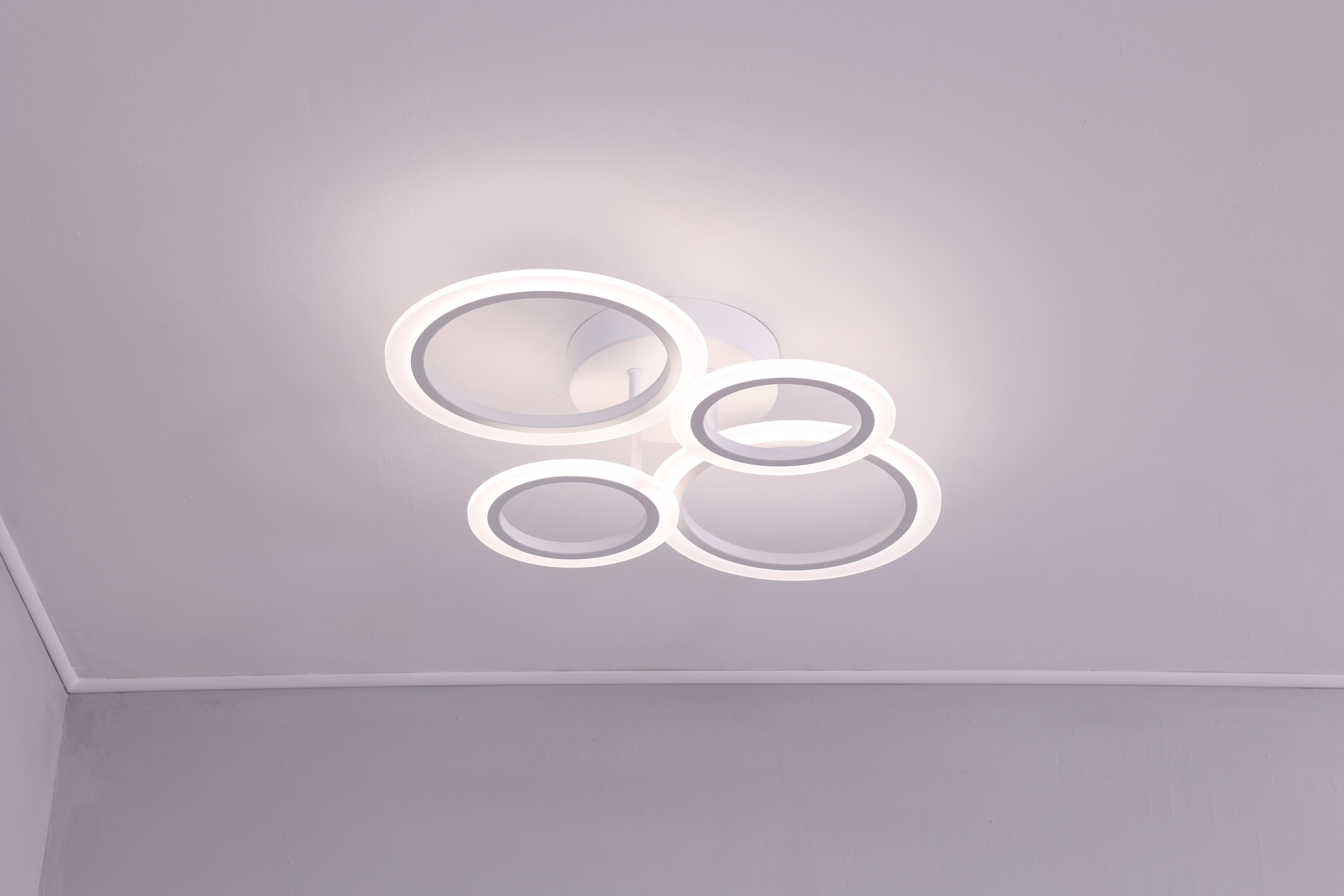 Изображение товара Люстра потолочная светодиодная Rudo 21200-2+2 регулируемый белый свет