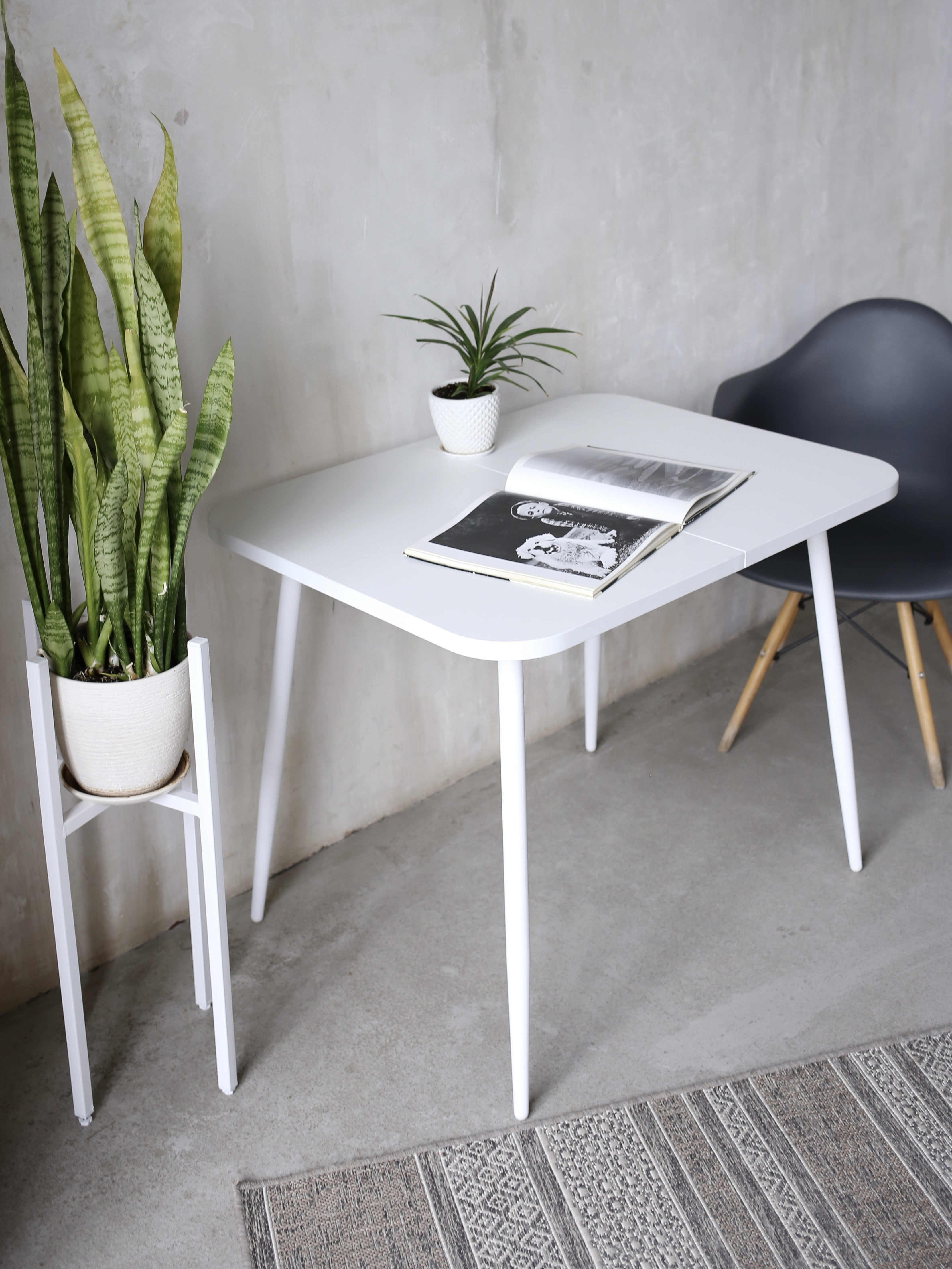 Изображение товара Раздвижной кухонный стол Card&loft 90x90 см белый с вставками