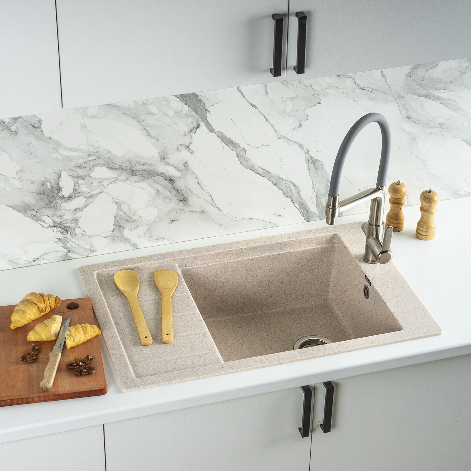 Изображение товара Мойка для кухни из искусственного камня GERHANS B28-20 бежевый 780х510 мм