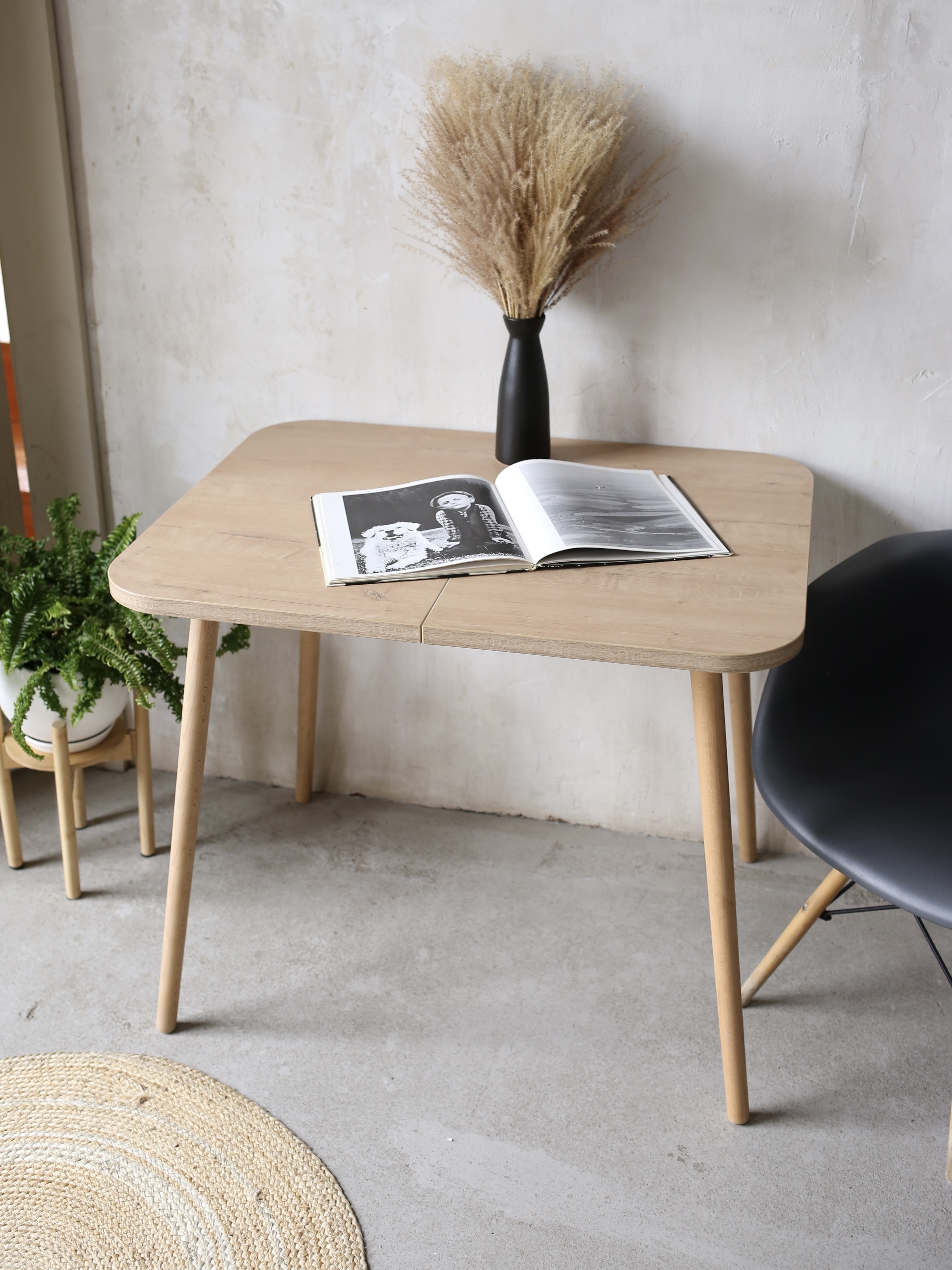 Изображение товара Стол кухонный Card&loft 90x90 см раздвижной из ЛДСП в современном стиле