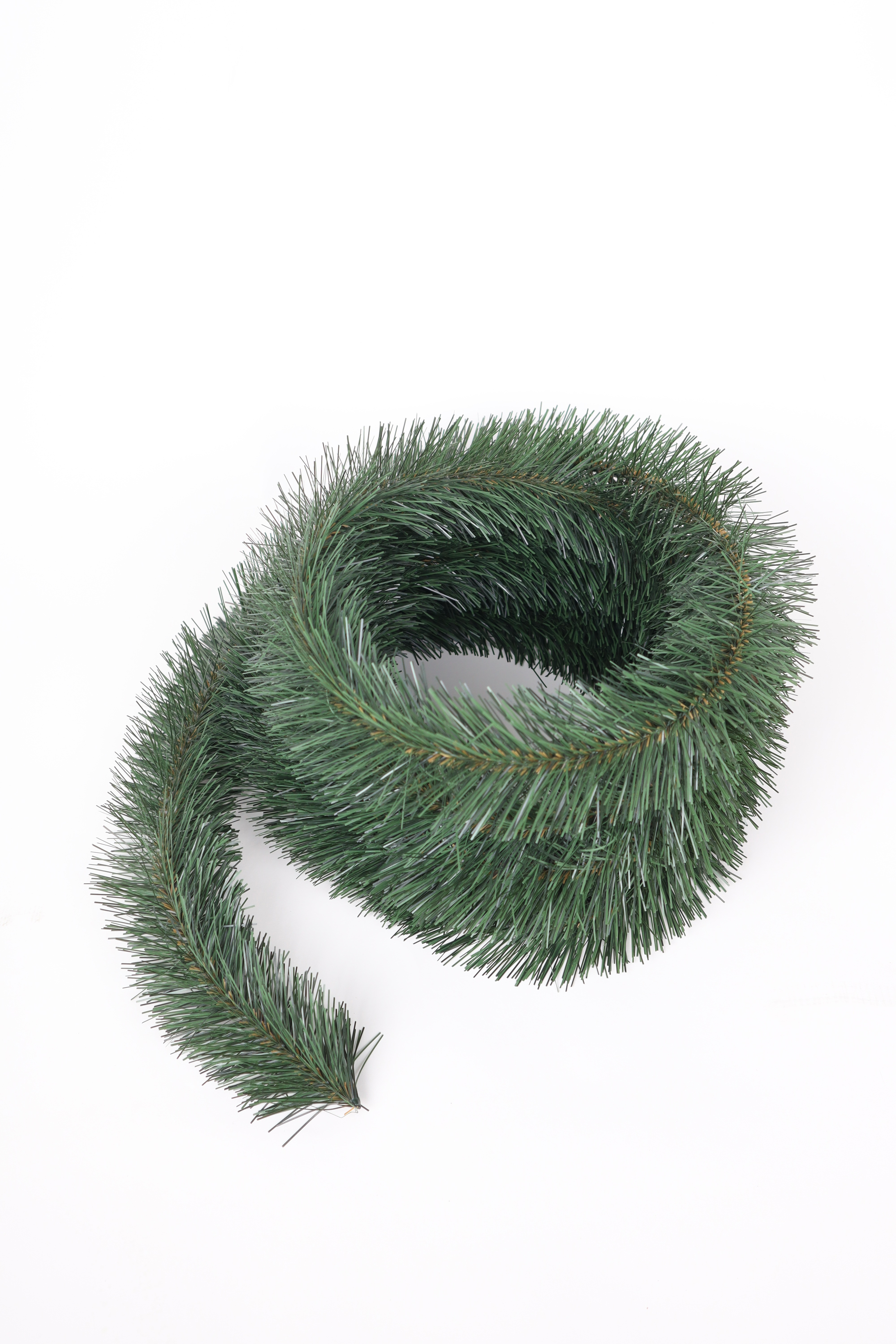 Изображение товара Хвойная гирлянда Новая ёлка 809550к ø 7 см с декором