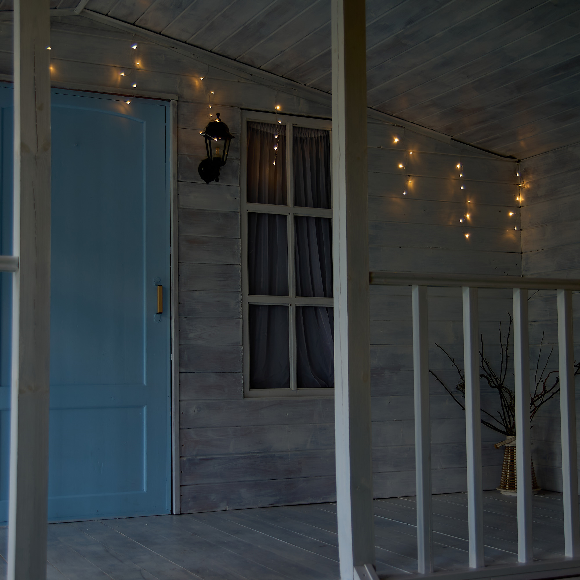 Изображение товара Электрогирлянда наружная Uniel Бахрома 6 м 80 ламп теплый белый свет