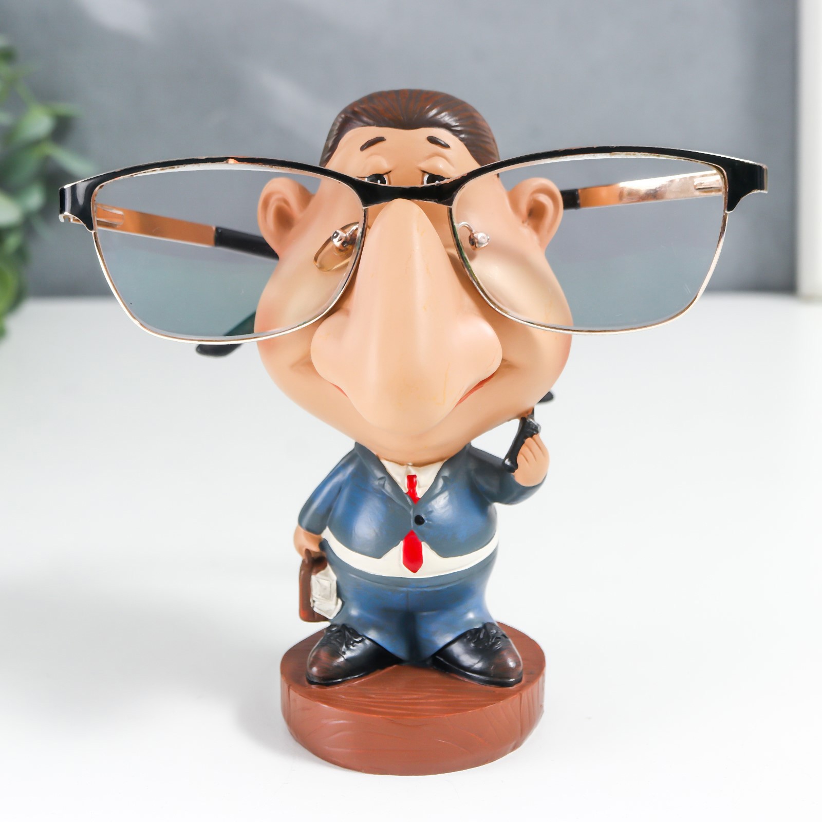 Изображение товара Подставка интерьерная под очки "Менеджер" 13.6 см