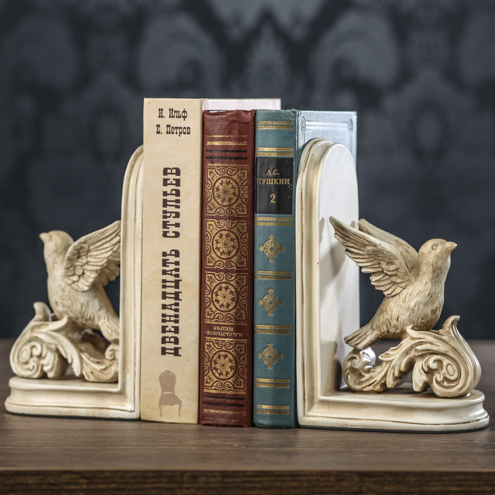 Изображение товара Держатели/ограничители для книг "Летящая птица" набор 2 штуки 19x12x9.5 см