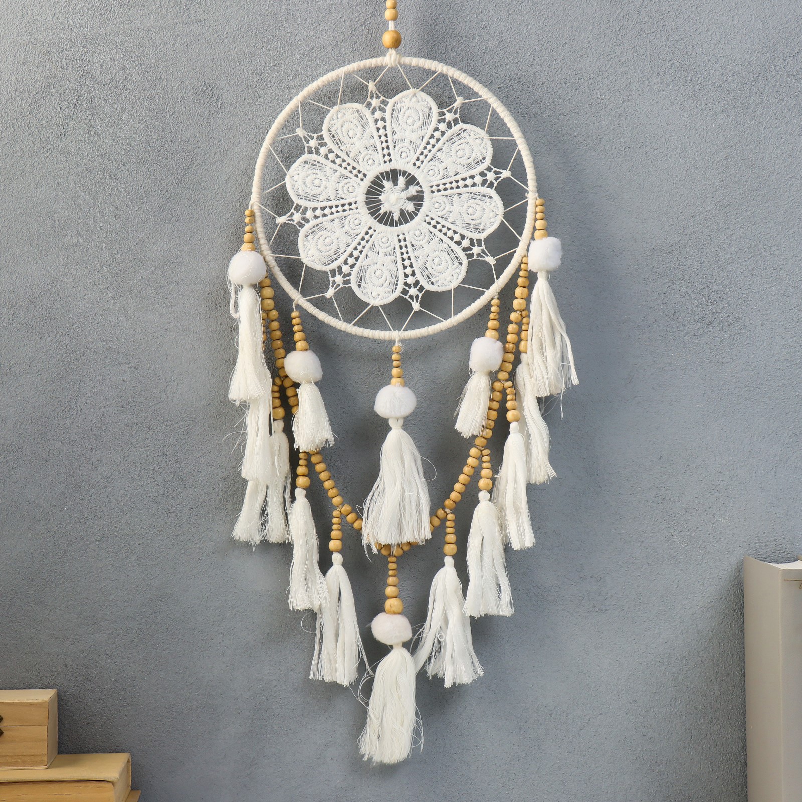 Изображение товара Панно ловец снов "Кружевной с бусинами и кисточками" 65x20 см