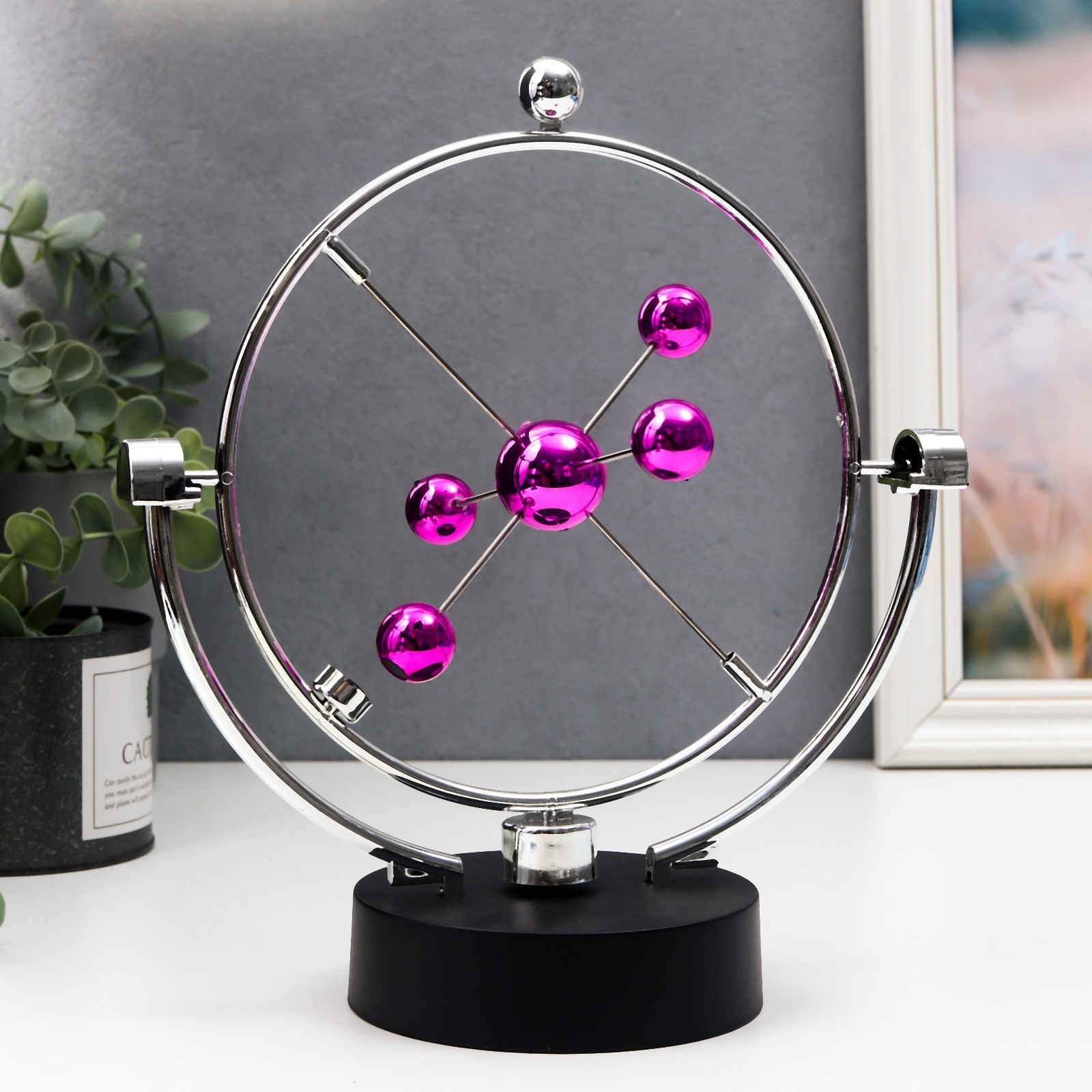 Изображение товара Маятник-антистресс настольный "Сфера" планеты цветные, 25x22x14 см