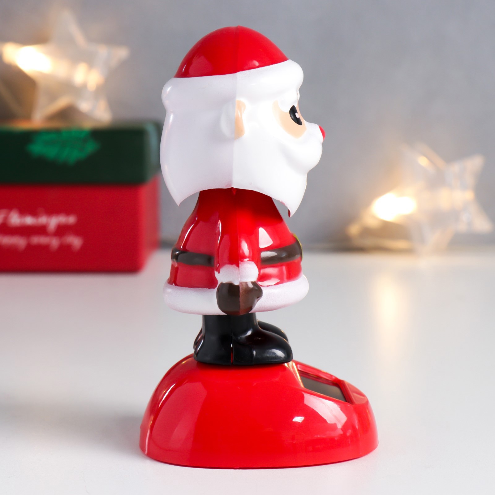 Изображение товара Маятник-антистресс настольный Дедушка Мороз в колпаке