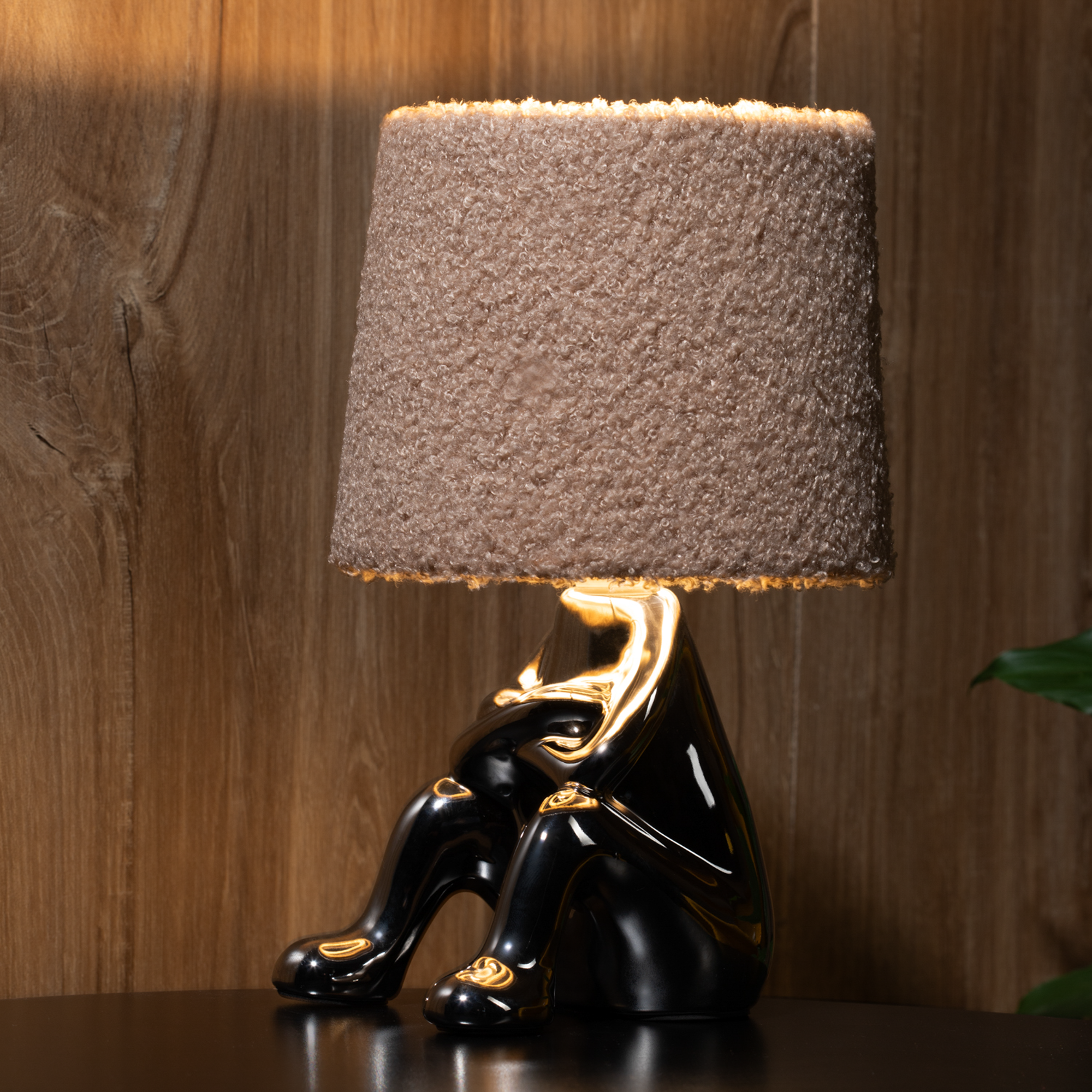 Изображение товара Настольная лампа Rexant Человечек цвет серебристый современный дизайн