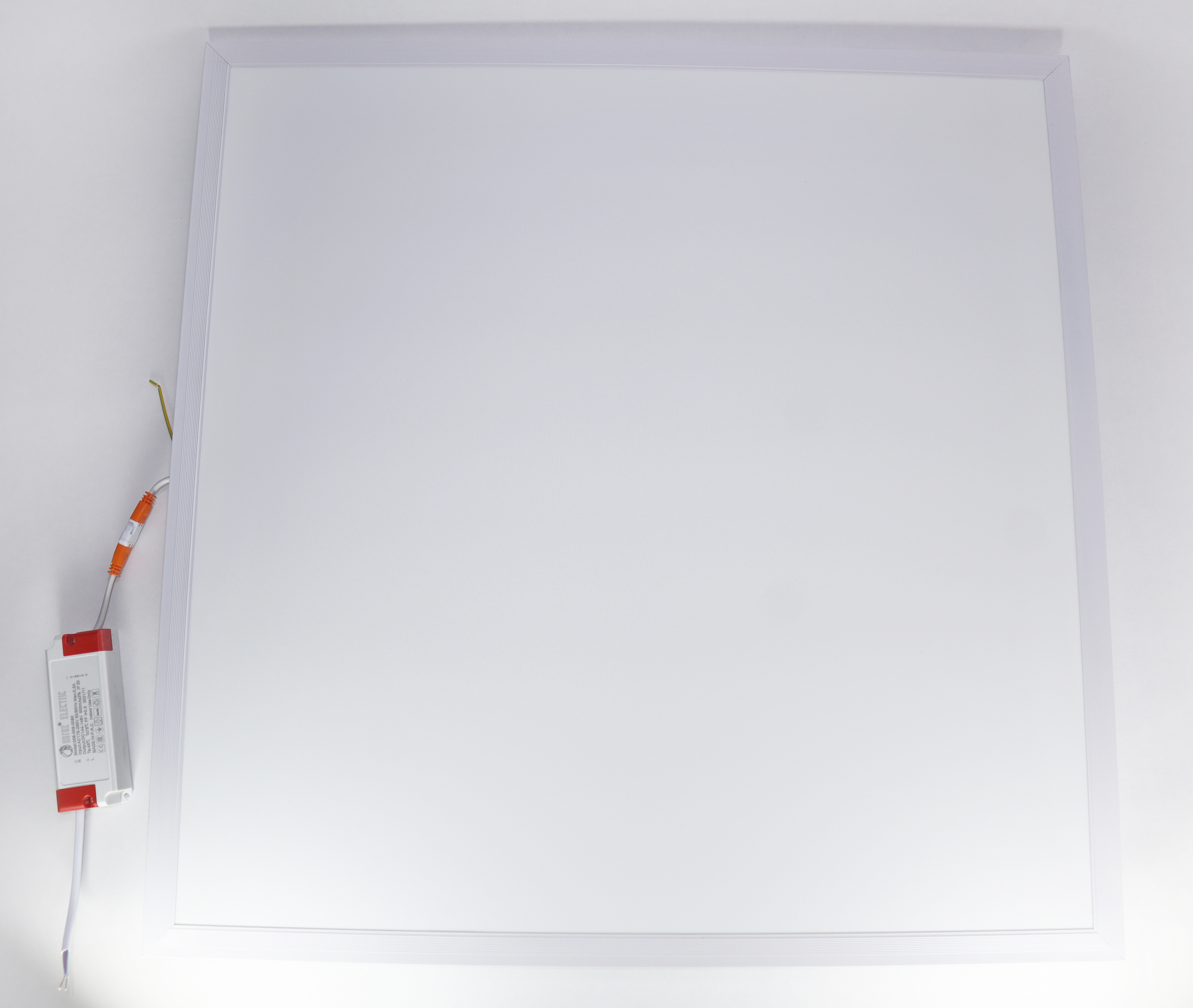 Изображение товара Настенно-потолочный светодиодный светильник HOROZ ELECTRIC 80Вт IP20 холодный белый