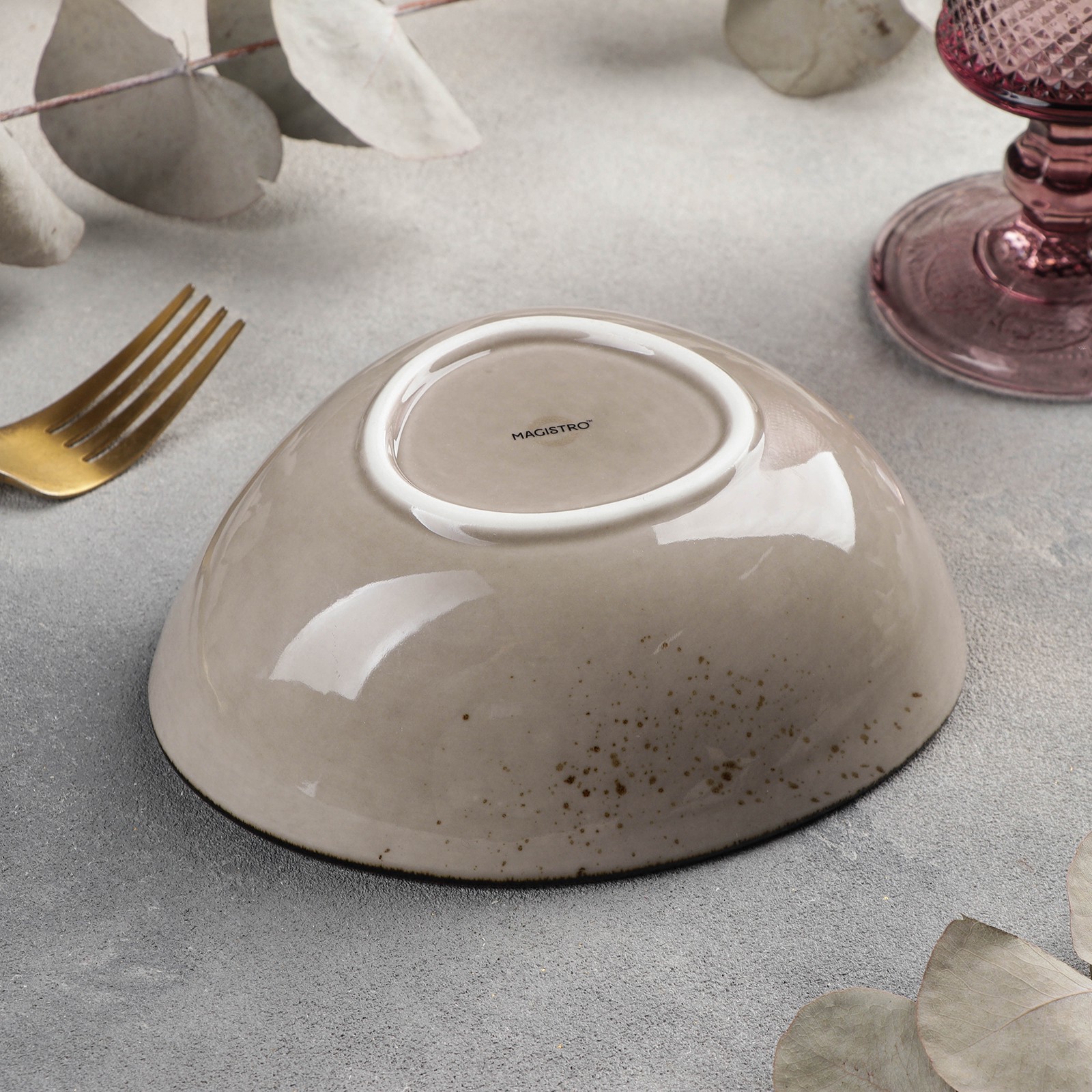 Изображение товара Сервировочное блюдо из фарфора Magistro Церера 13x15.3 см коричневое