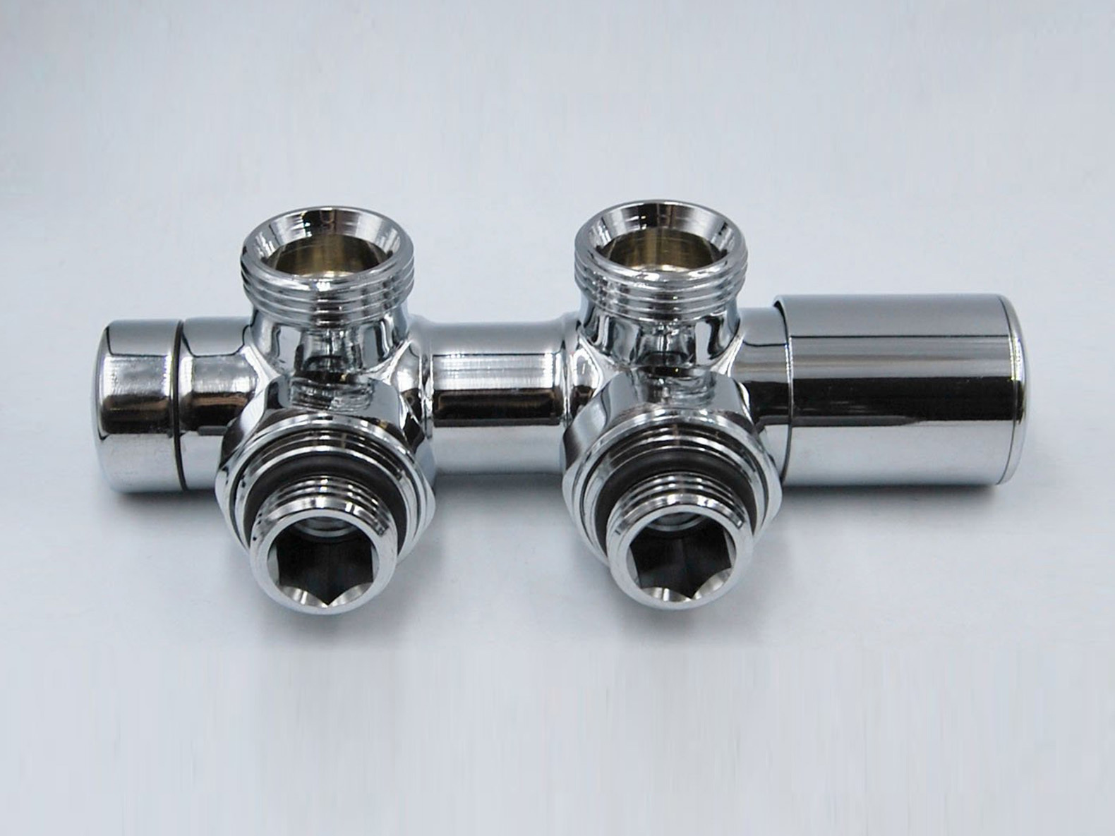 Изображение товара Комплект для подключения радиатора угловой Vario Term 3/4" латунь Польша