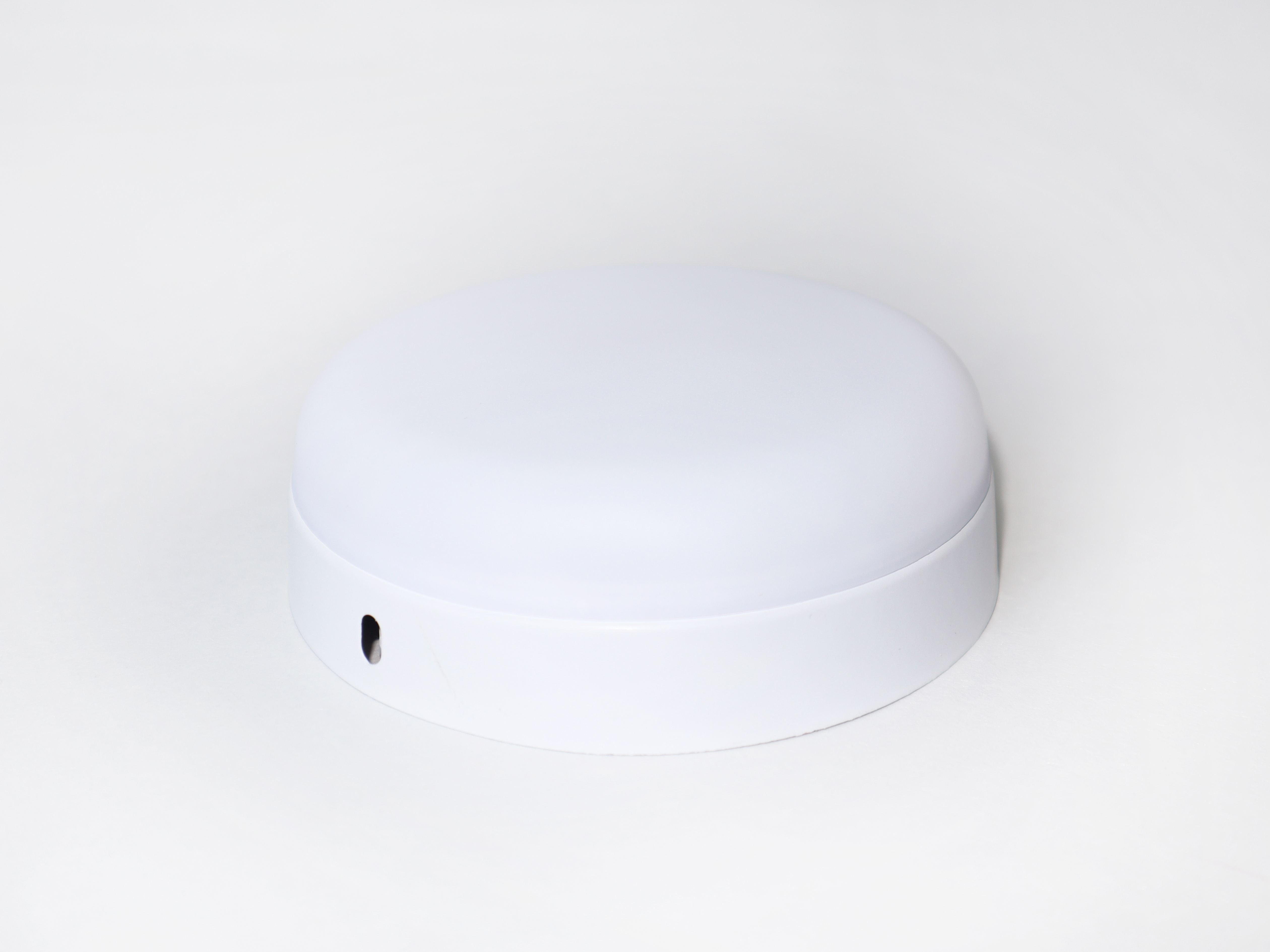 Изображение товара Настенно-потолочный светильник I-WATT I-16105 1800 Люмен IP44 Белый