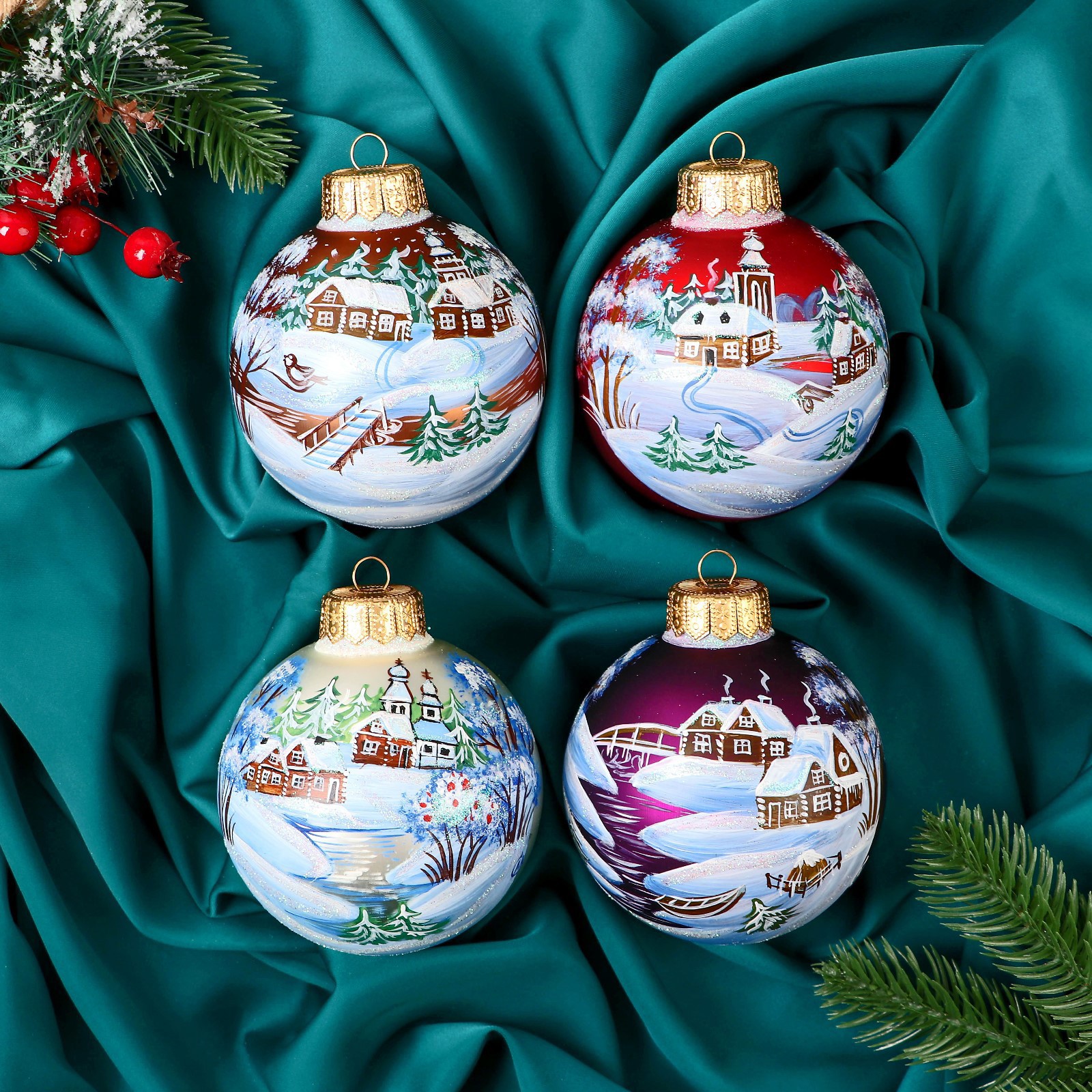 Изображение товара Набор елочных шаров Ферма радости 5182786 ФБО Зимний сон 10 см стекло разноцветный 4 шт