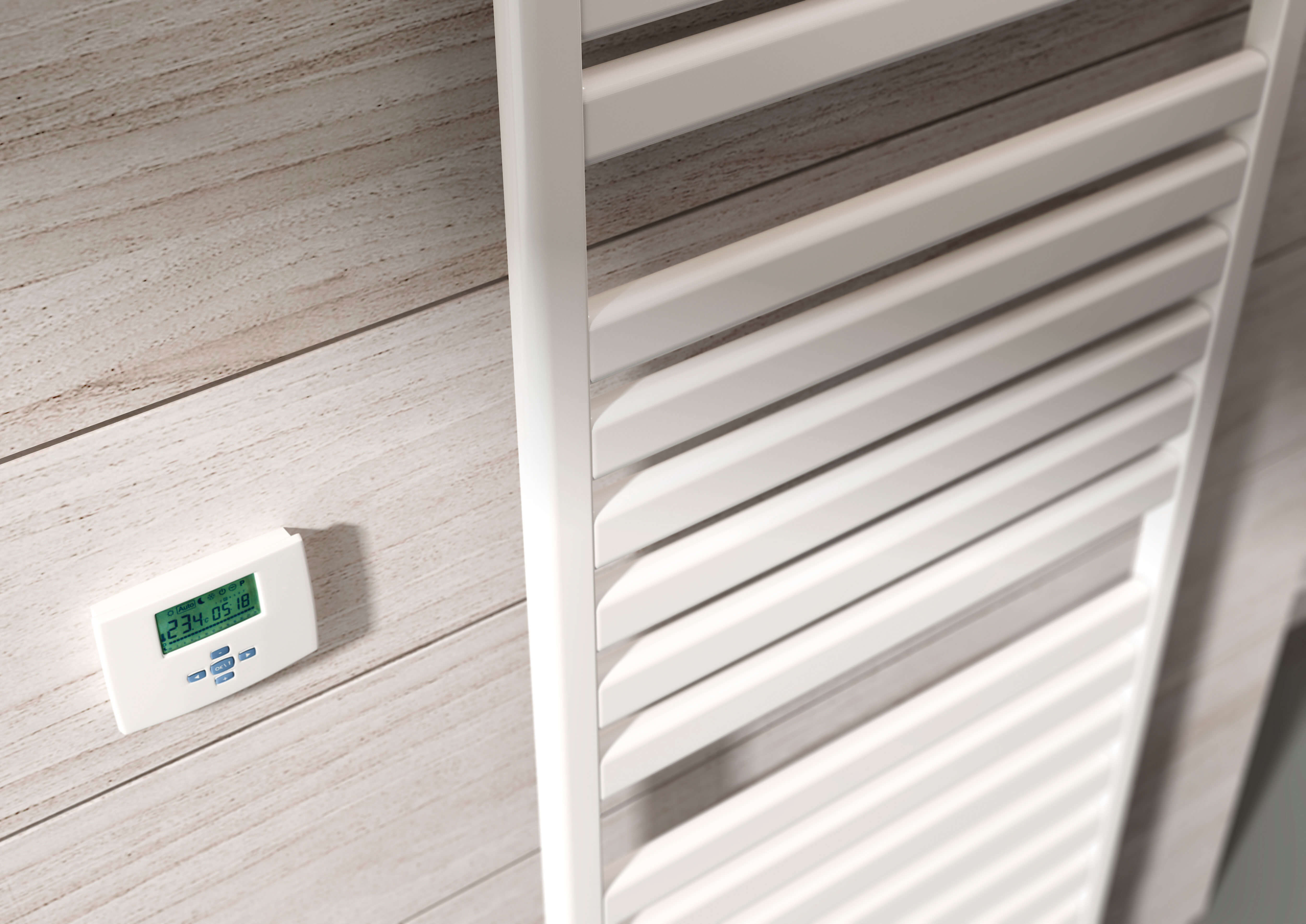 Изображение товара Полотенцесушитель водяной е-образный Irsap Vela 46x70 см 1/2" сталь цвет белый