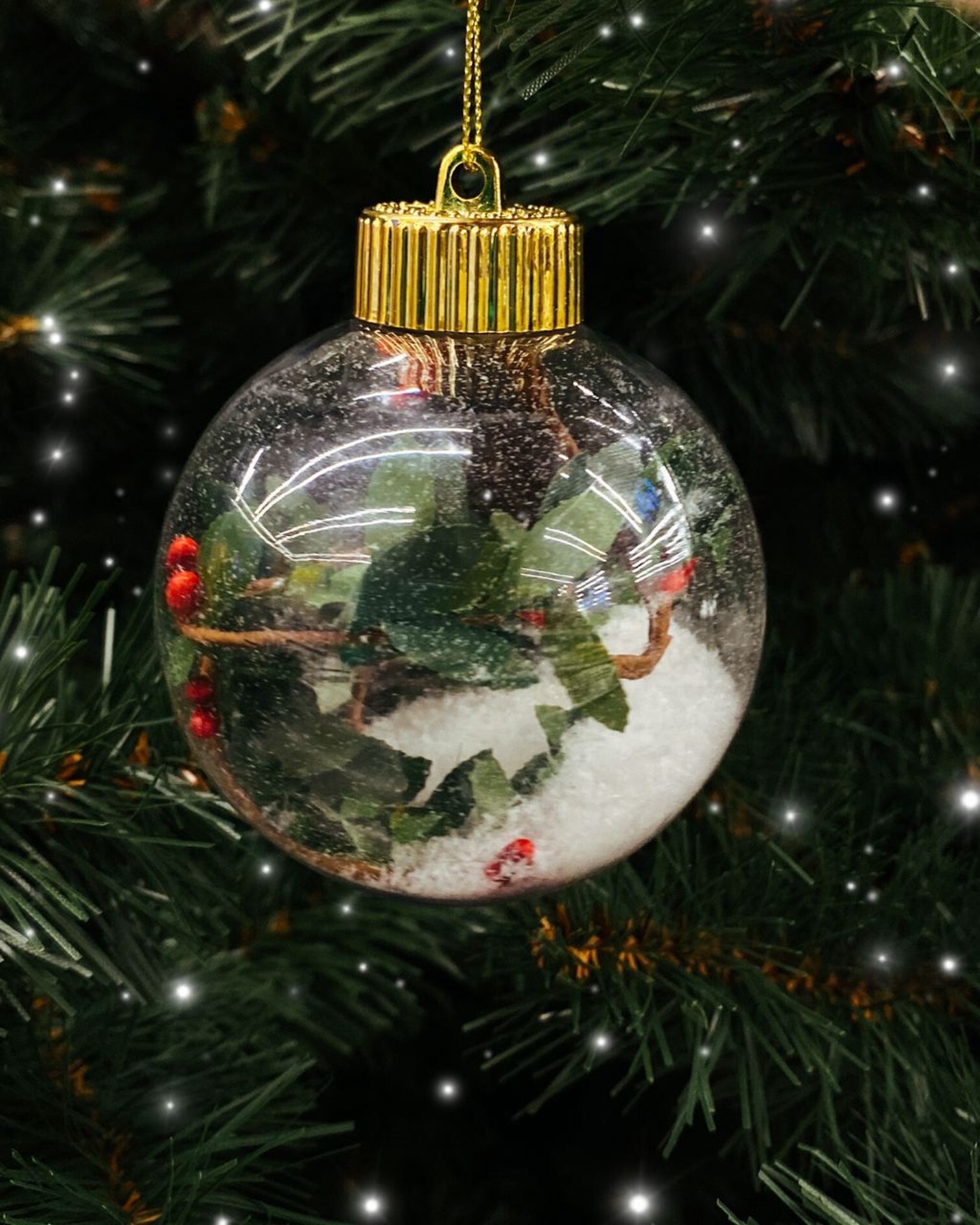 Изображение товара Шар ёлочный с веткой внутри 8 см новогодний