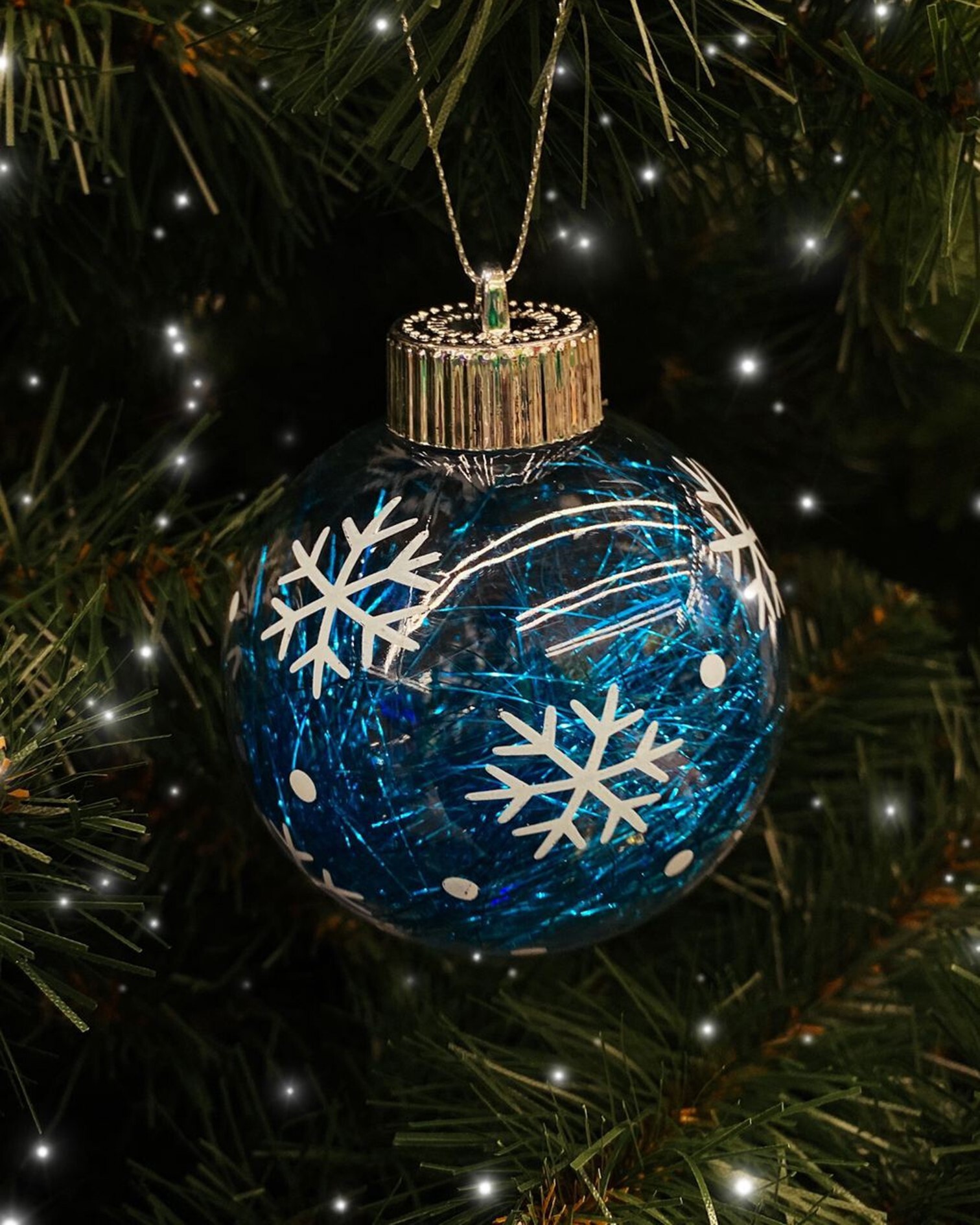 Изображение товара Ёлочный шар 8 см с блестками в синем цвете новогоднее украшение