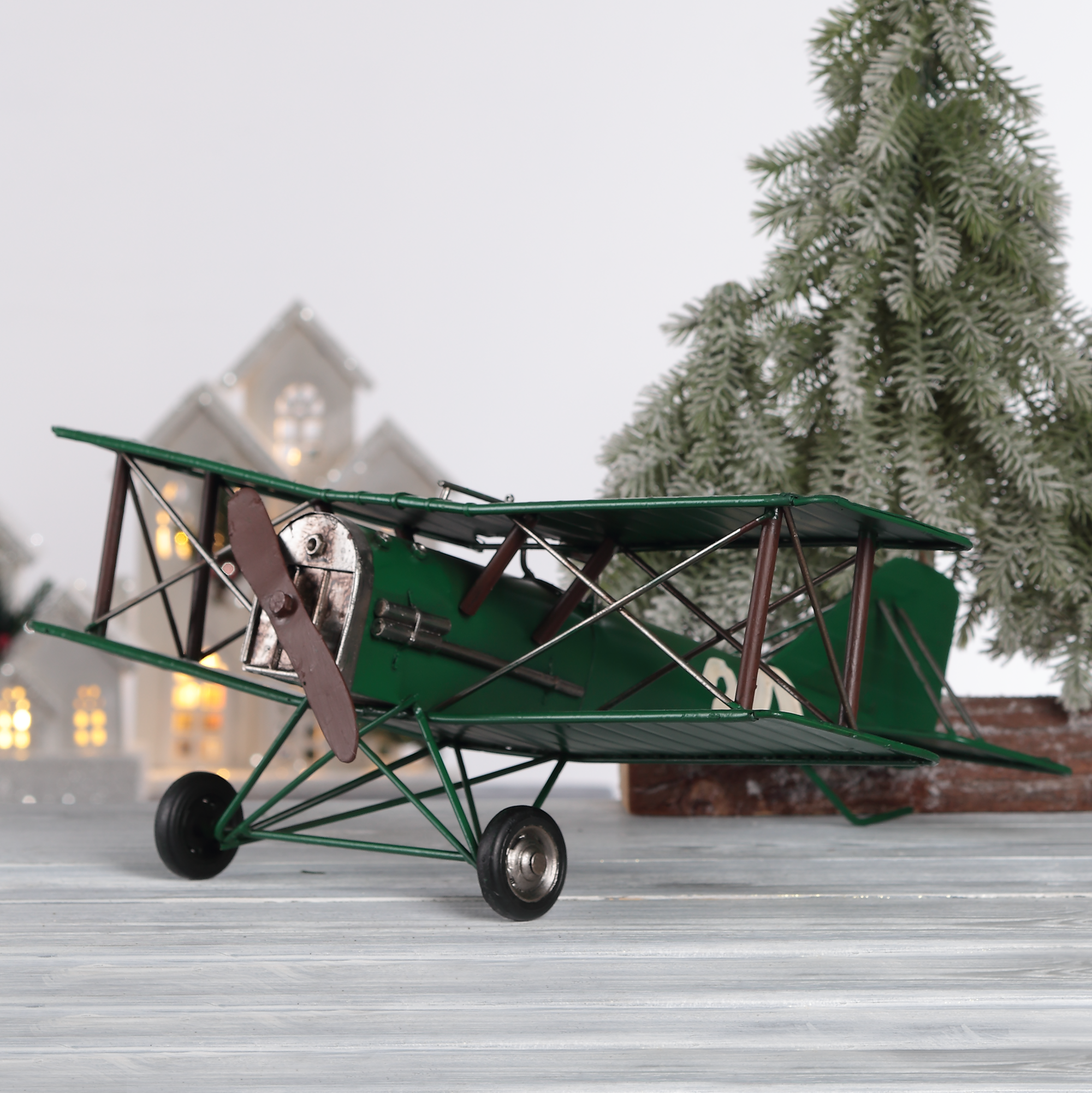 Изображение товара Новогоднее украшение Самолет 936120 16x41x45 см зеленый
