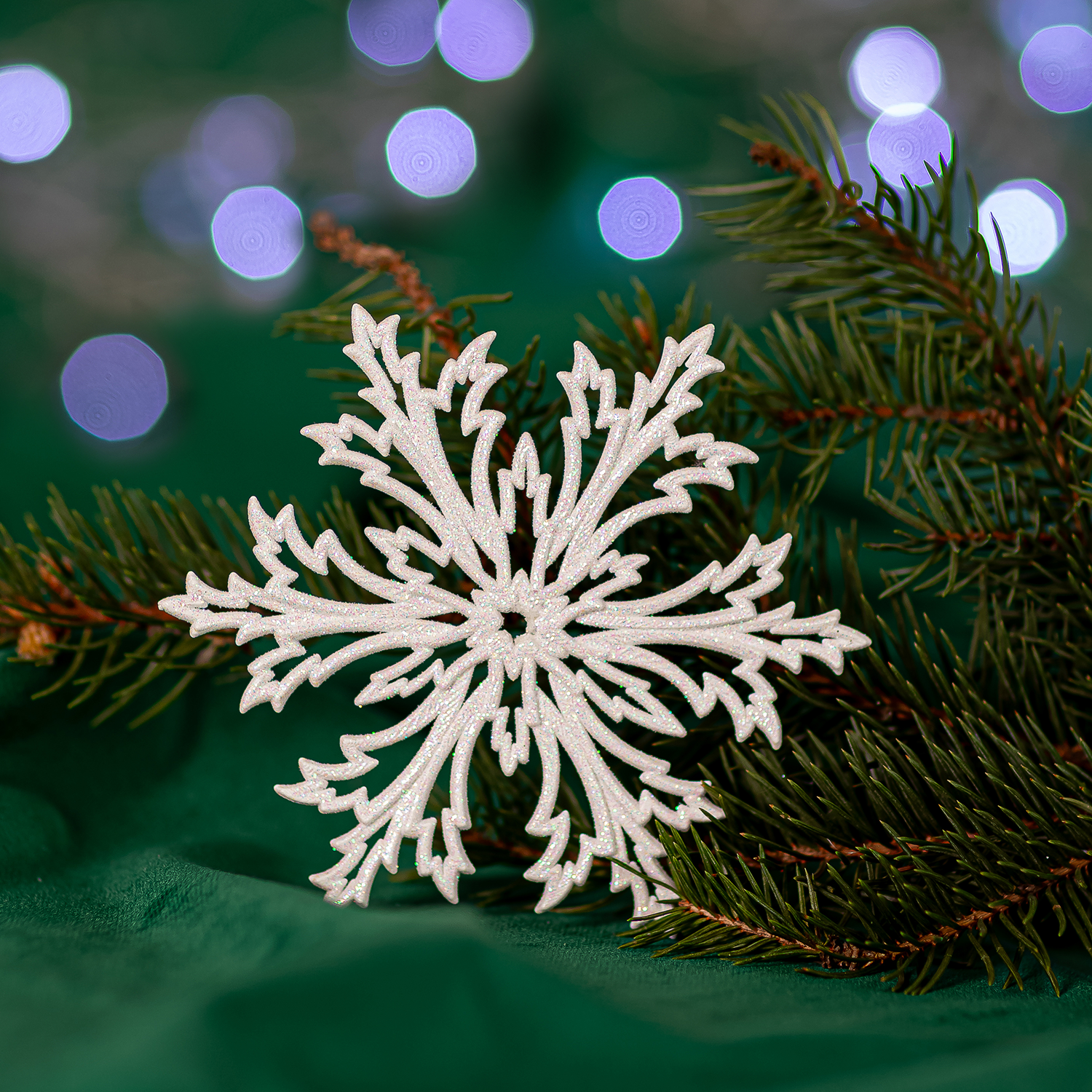 Изображение товара Новогодняя снежинка Морозко 12x12 см белая елочная игрушка